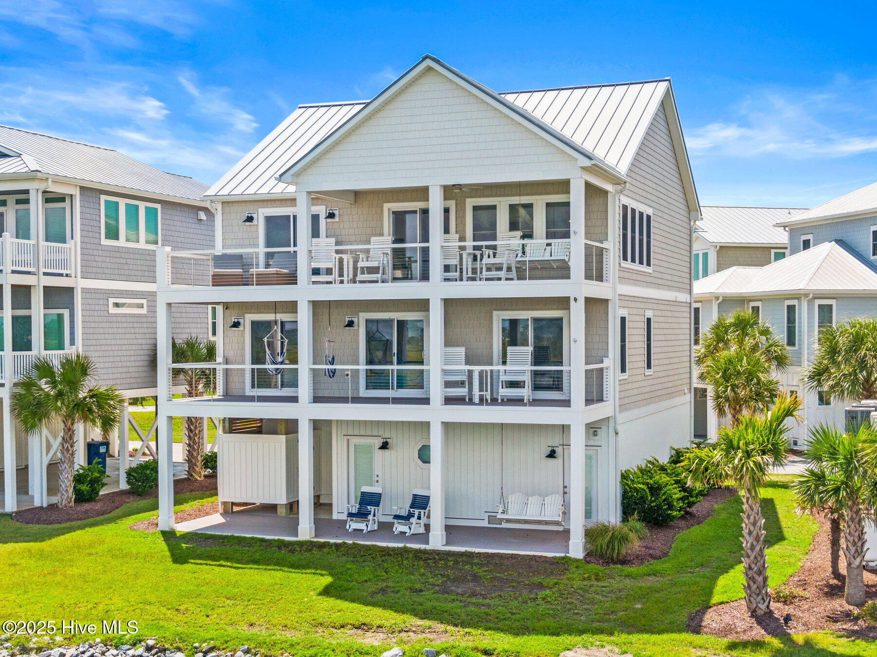 100518577 | Photo 56