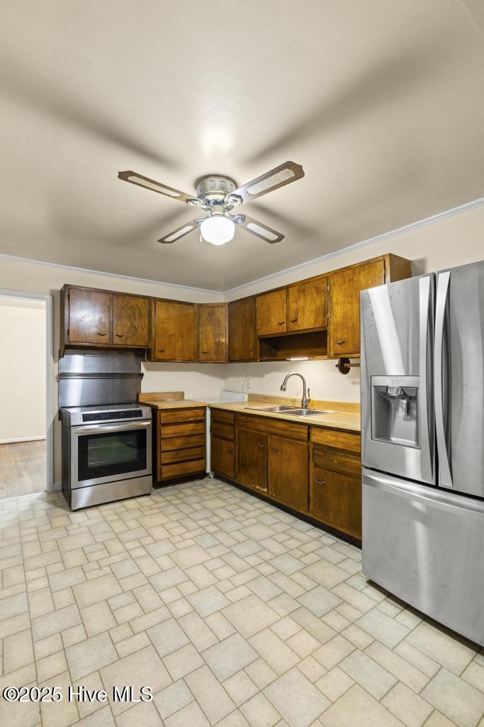 100526161 | Photo 29