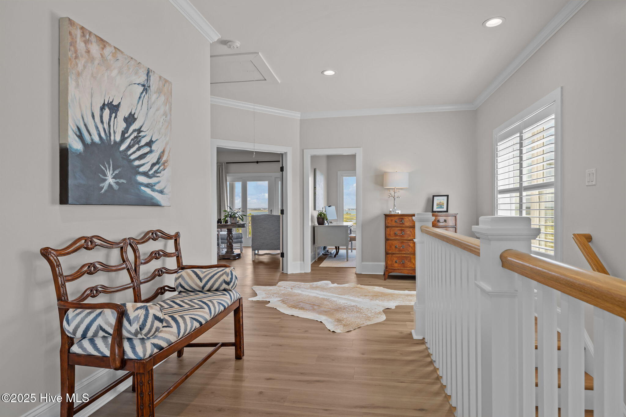 100549920 | Photo 43