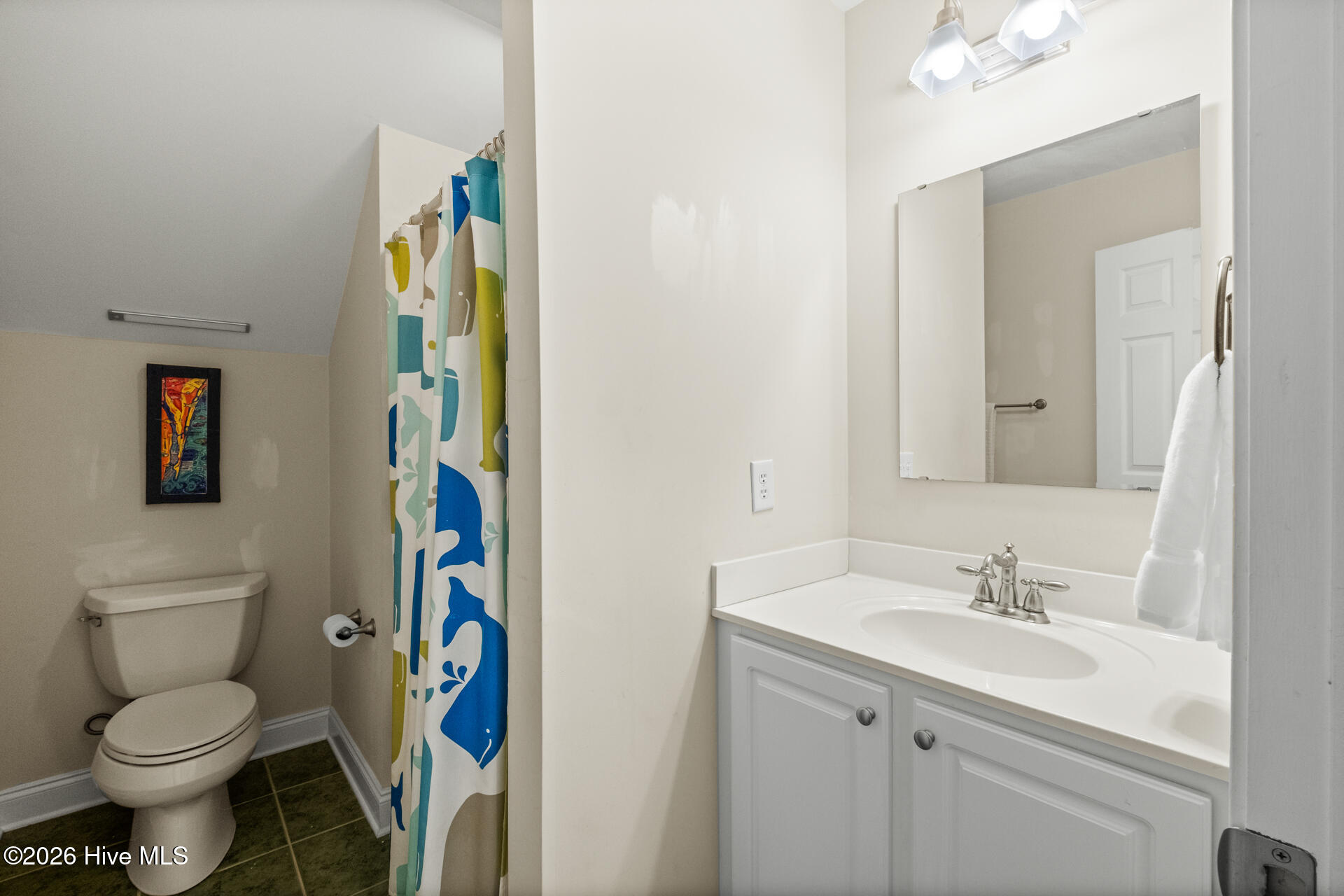 100554088 | Photo 40