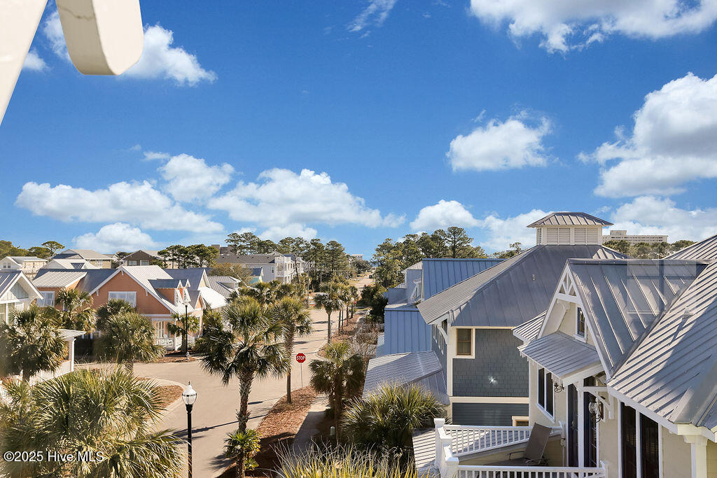 100538863 | Photo 38