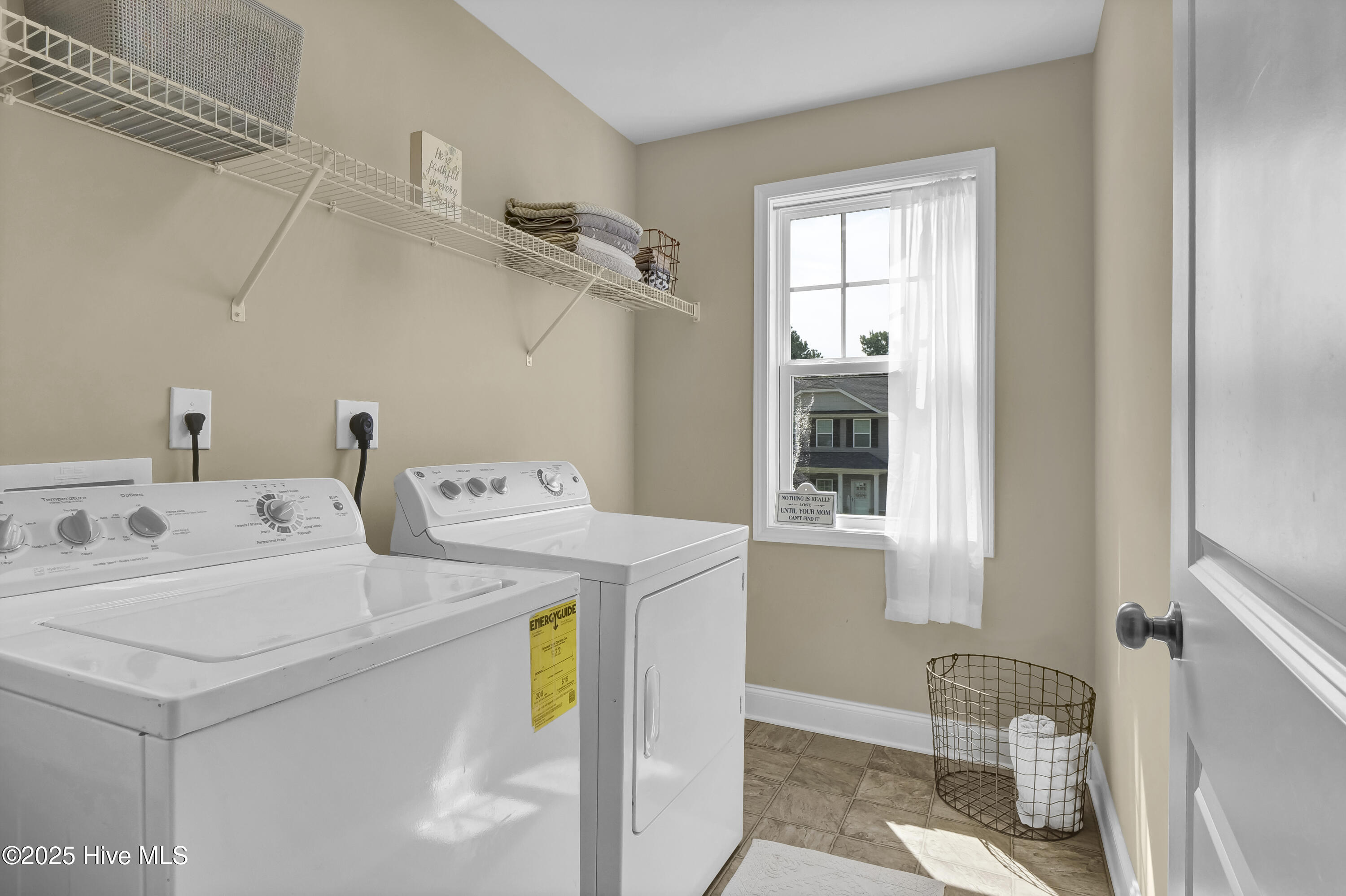 100513564 | Photo 25