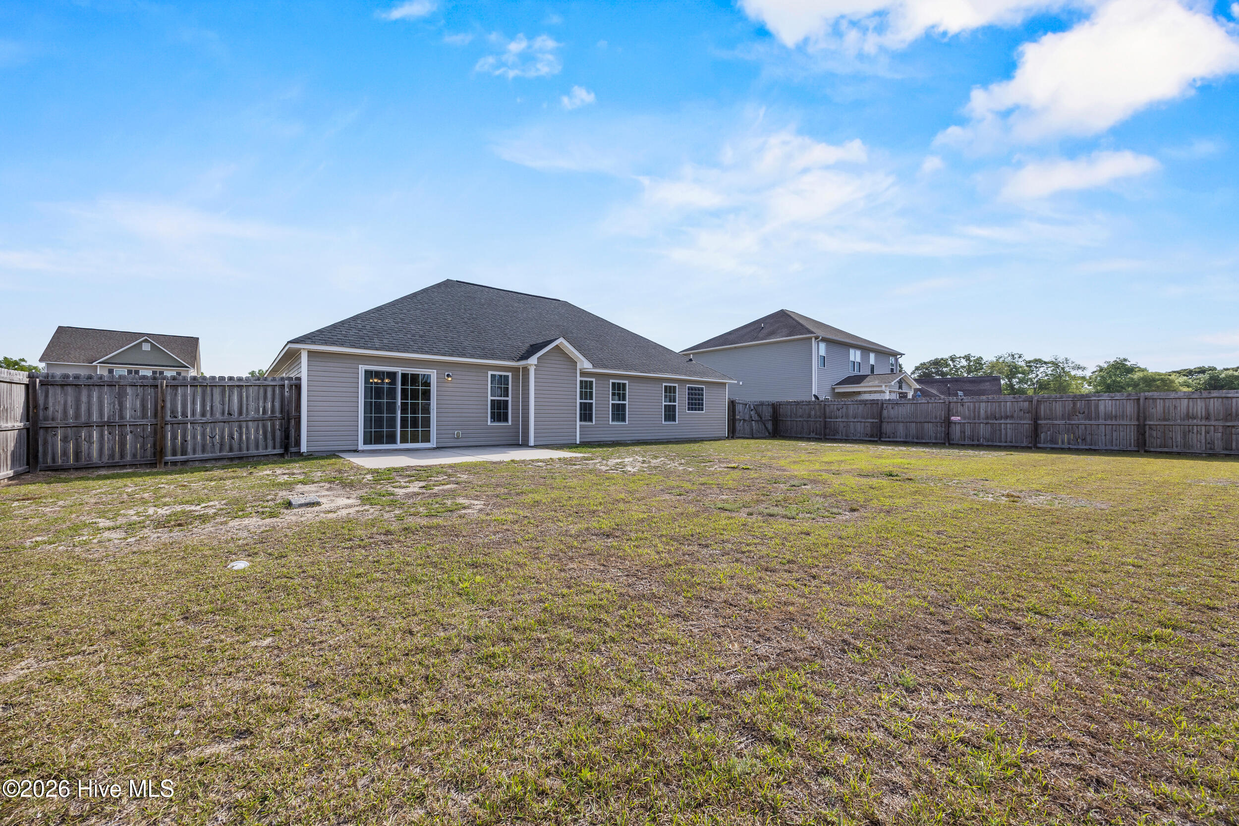 100567416 | Photo 32