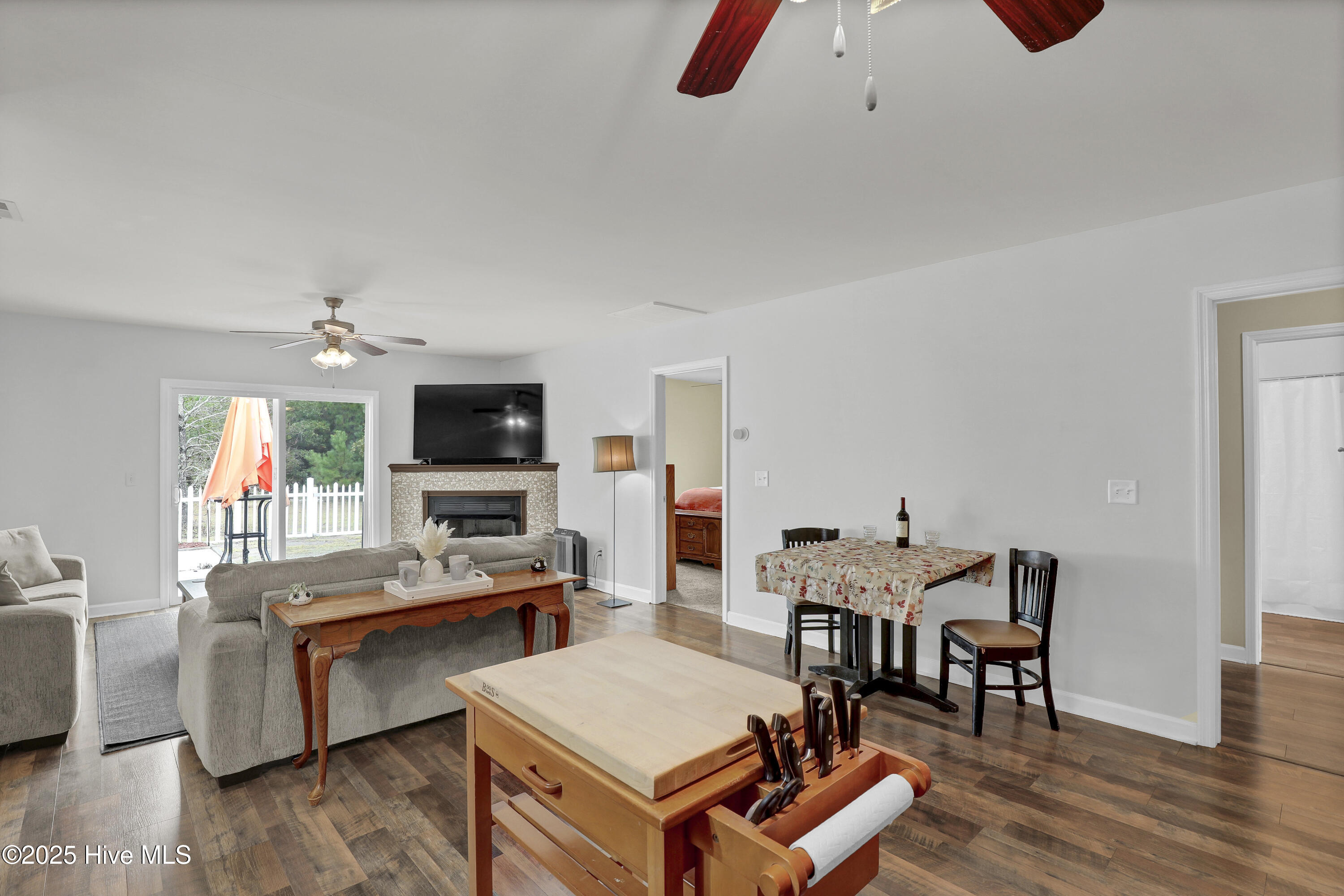 195 Pine Hollow Road, Holly Ridge, NC 28445 – photo 8: 008_6g8a7773_24