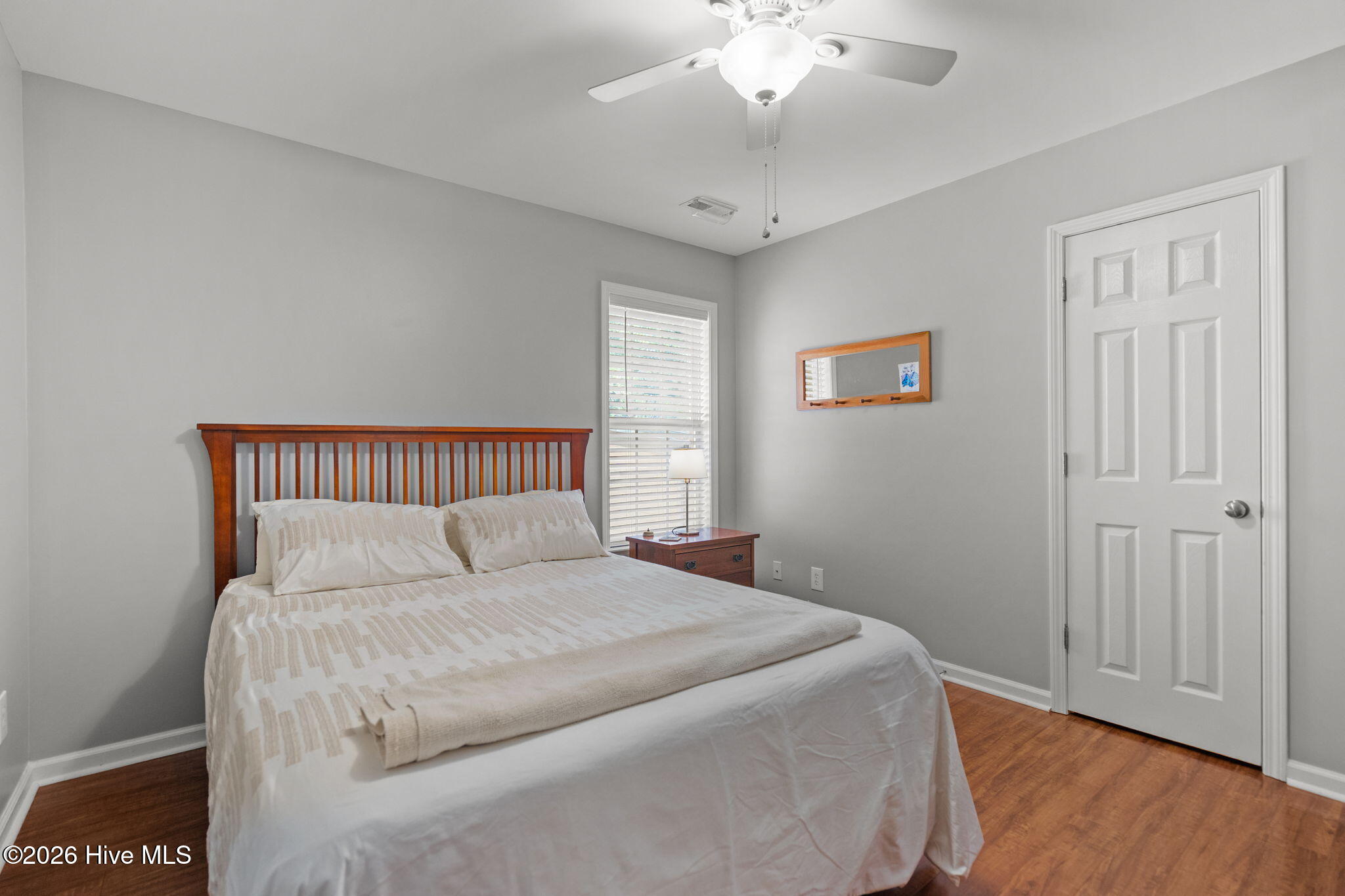 100552343 | Photo 24