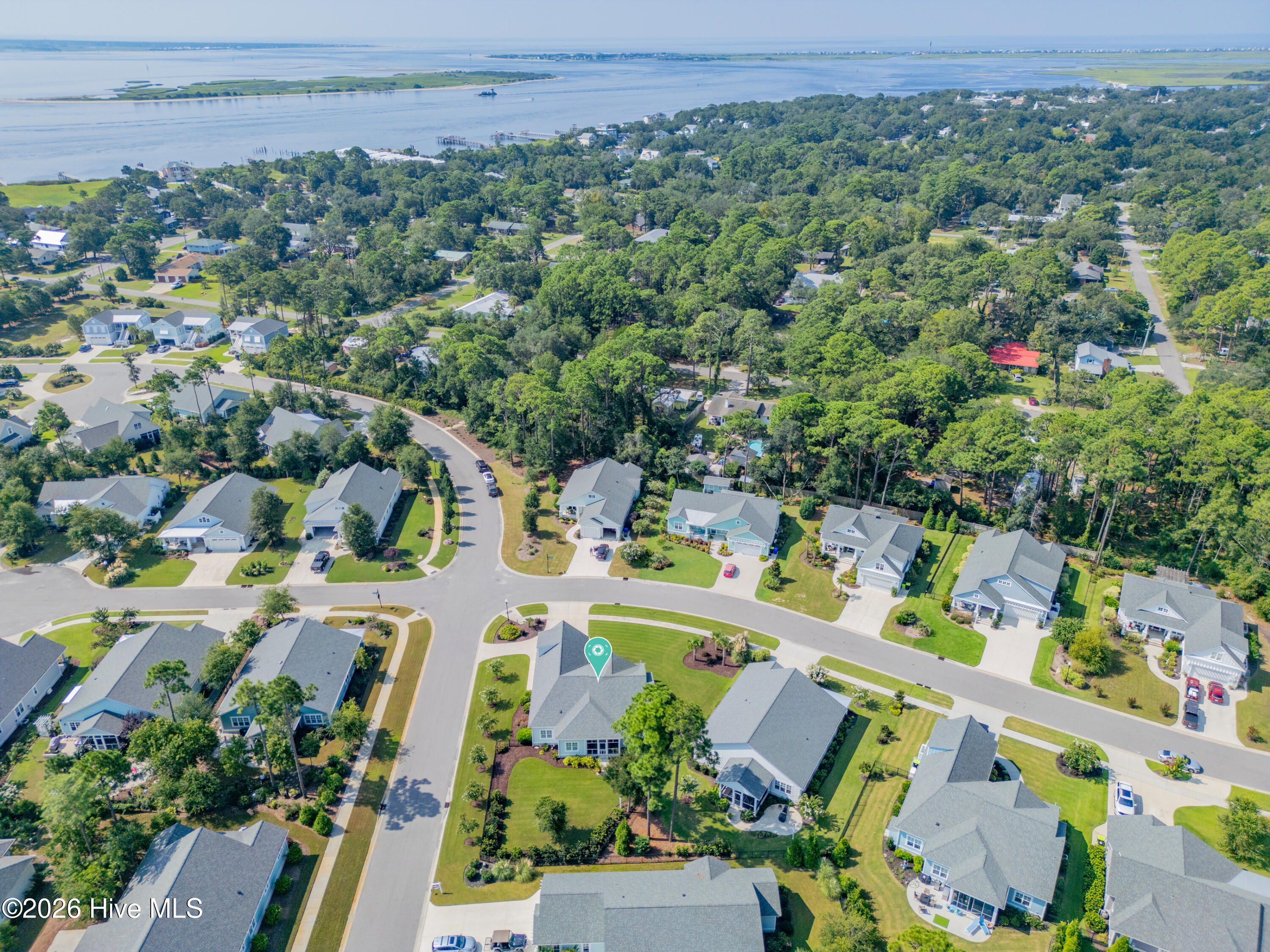 100569148 | Photo 44