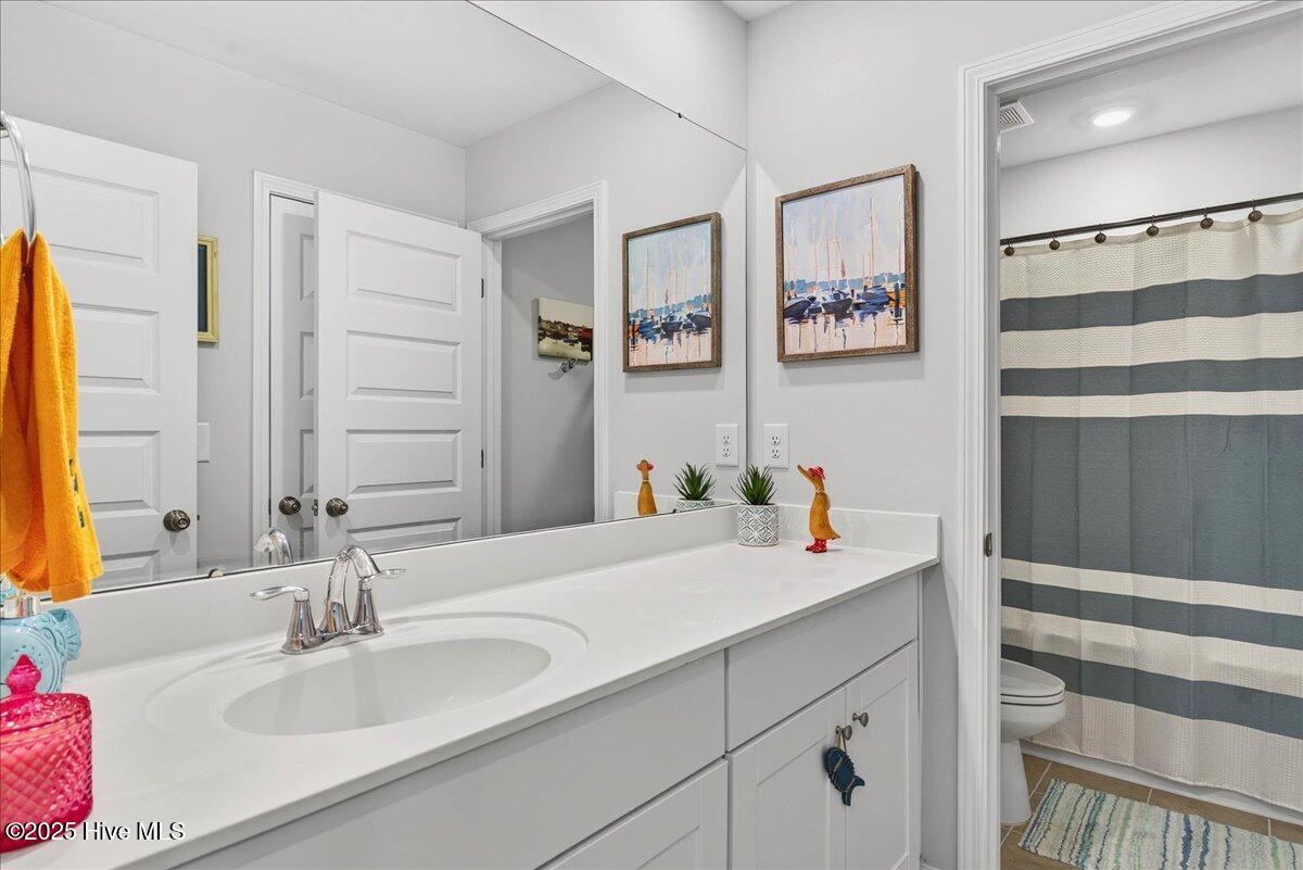 100542470 | Photo 32