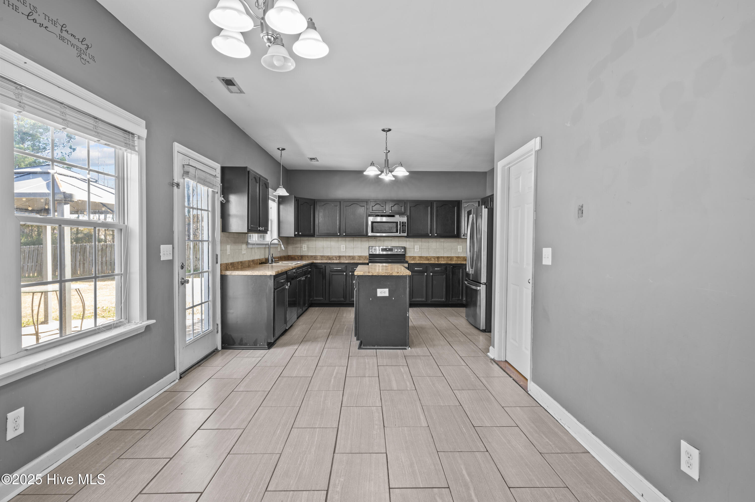 100546481 | Photo 10