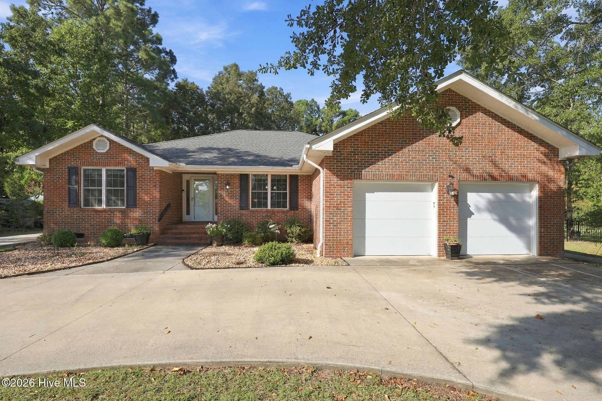 323 S Belvedere Drive, Hampstead, NC 28443