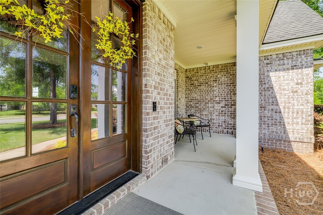 Nice large front porch. Great for holiday decorating or anticipating guests arrival.