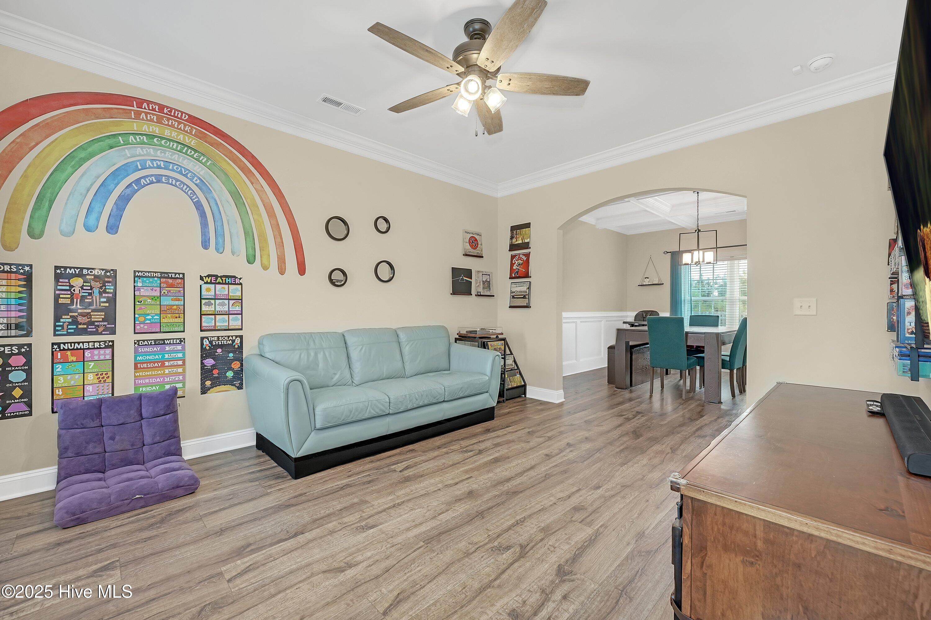 100530262 | Photo 17