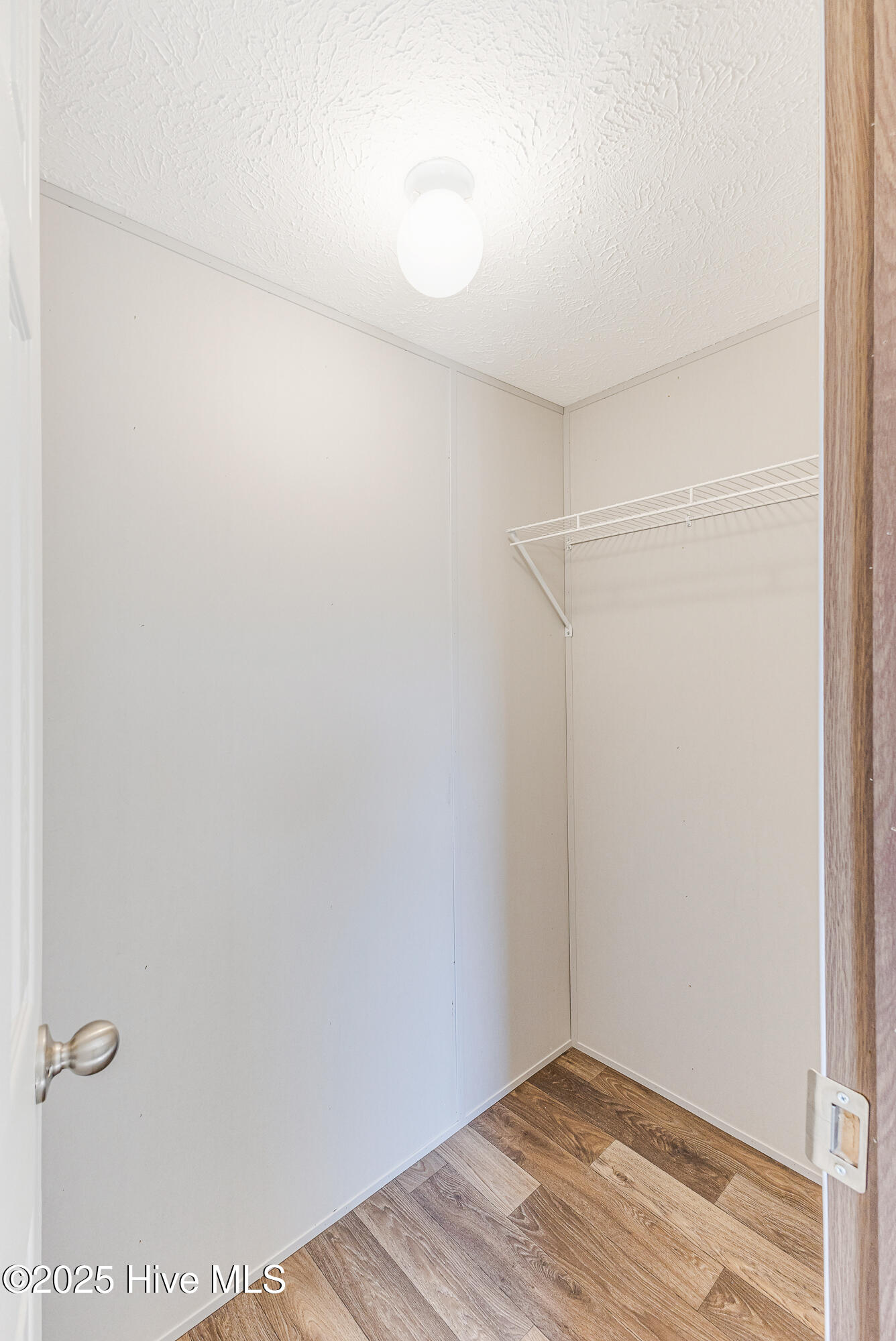 100541007 | Photo 22