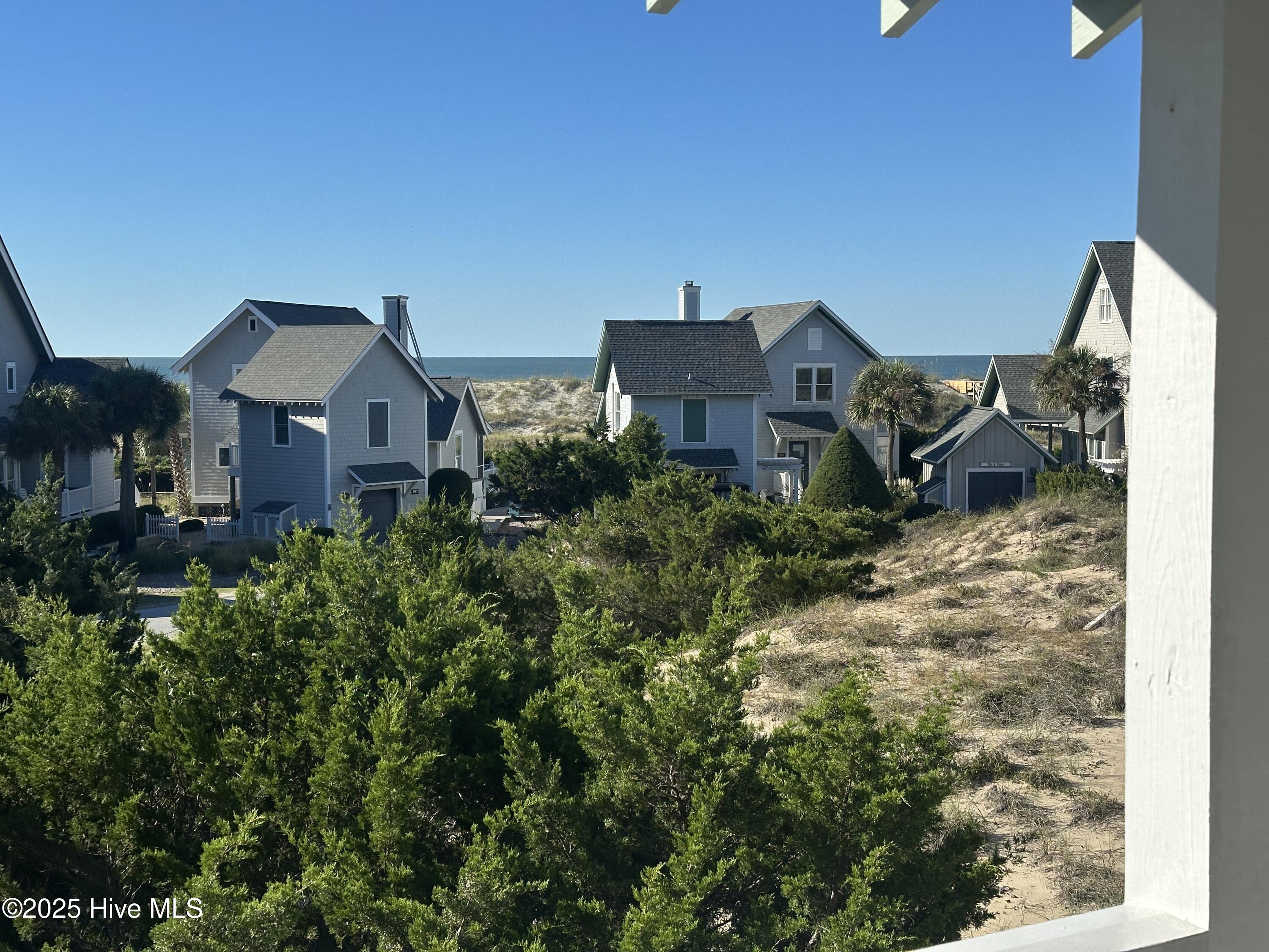 100536845 | Photo 41