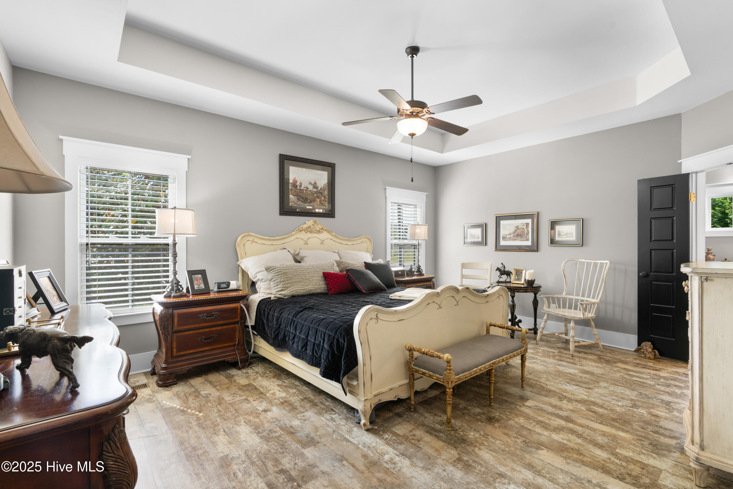 100543866 | Photo 40