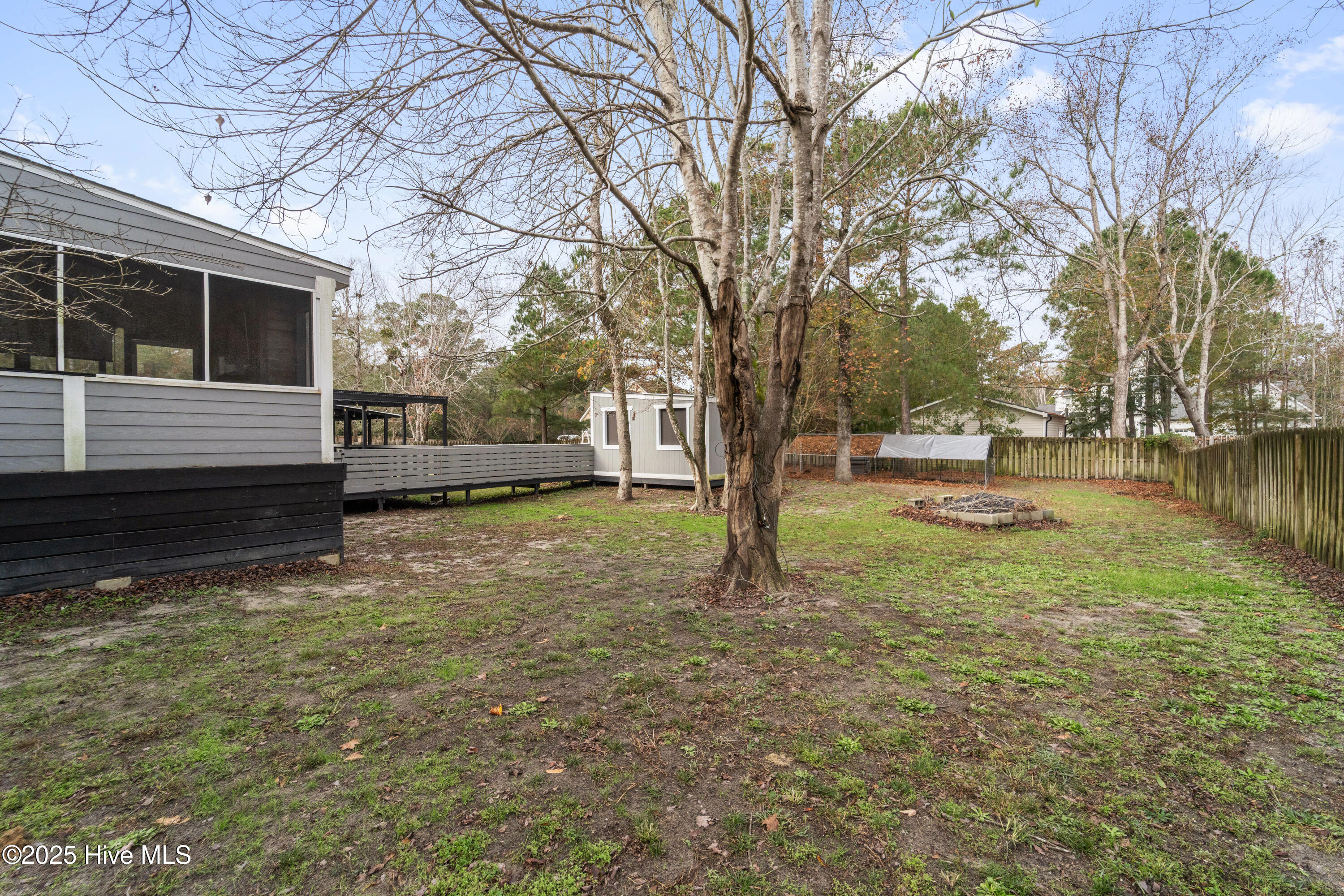 100544127 | Photo 78