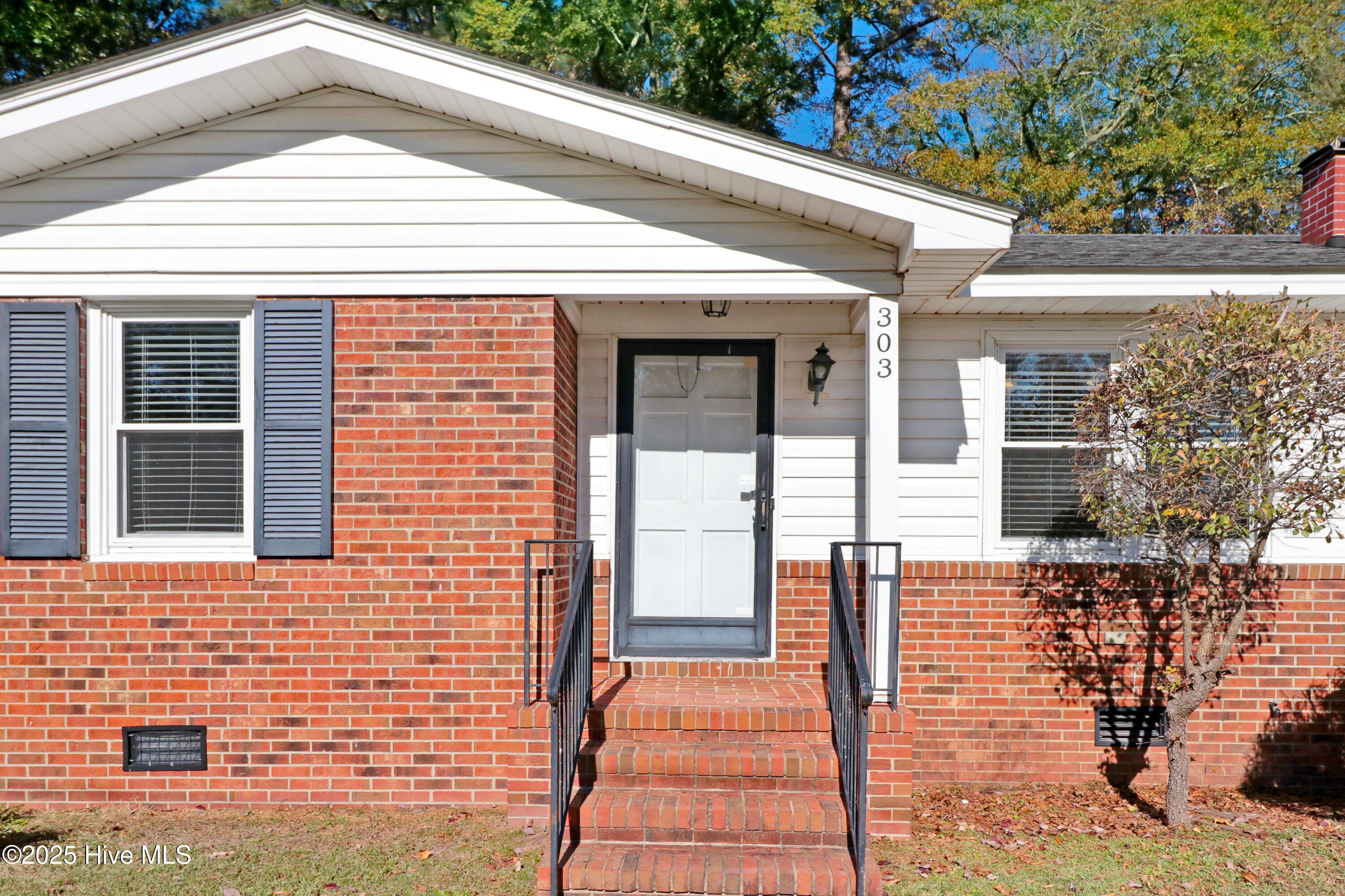 Homes for sale in Fremont, NC | 303 E South St, Fremont, NC 27830 | MLS# 100542172