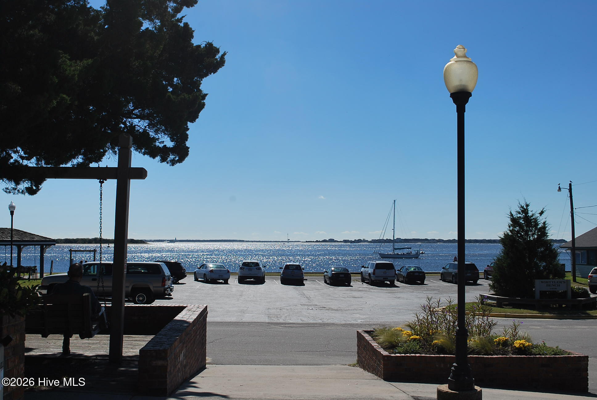 100547718 | Photo 45