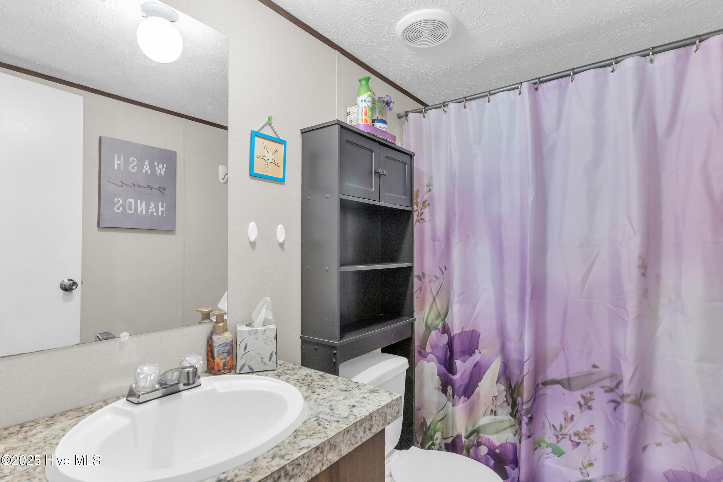 100533753 | Photo 21