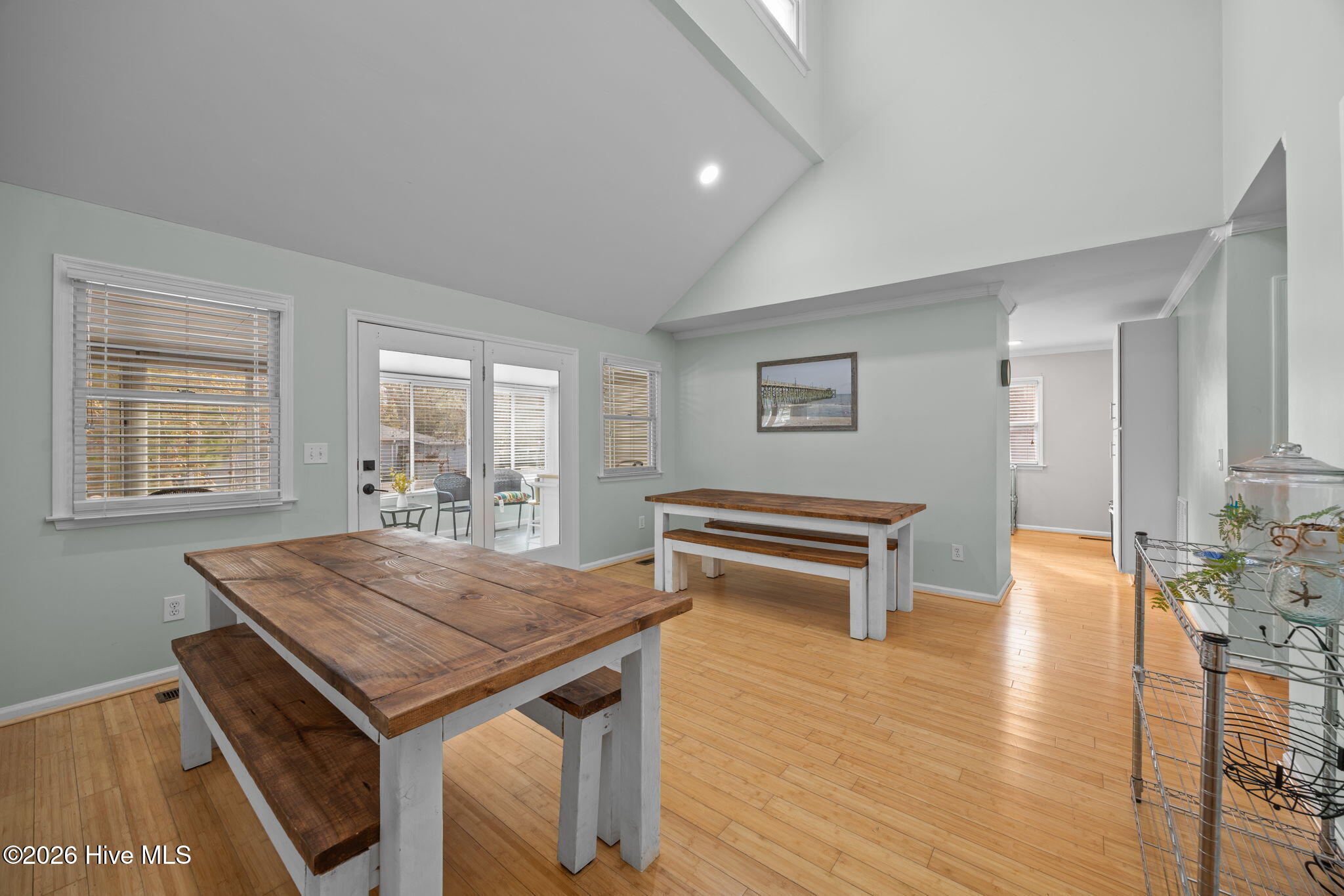 100547924 | Photo 17