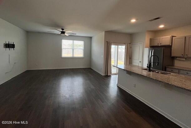 100548379 | Photo 12