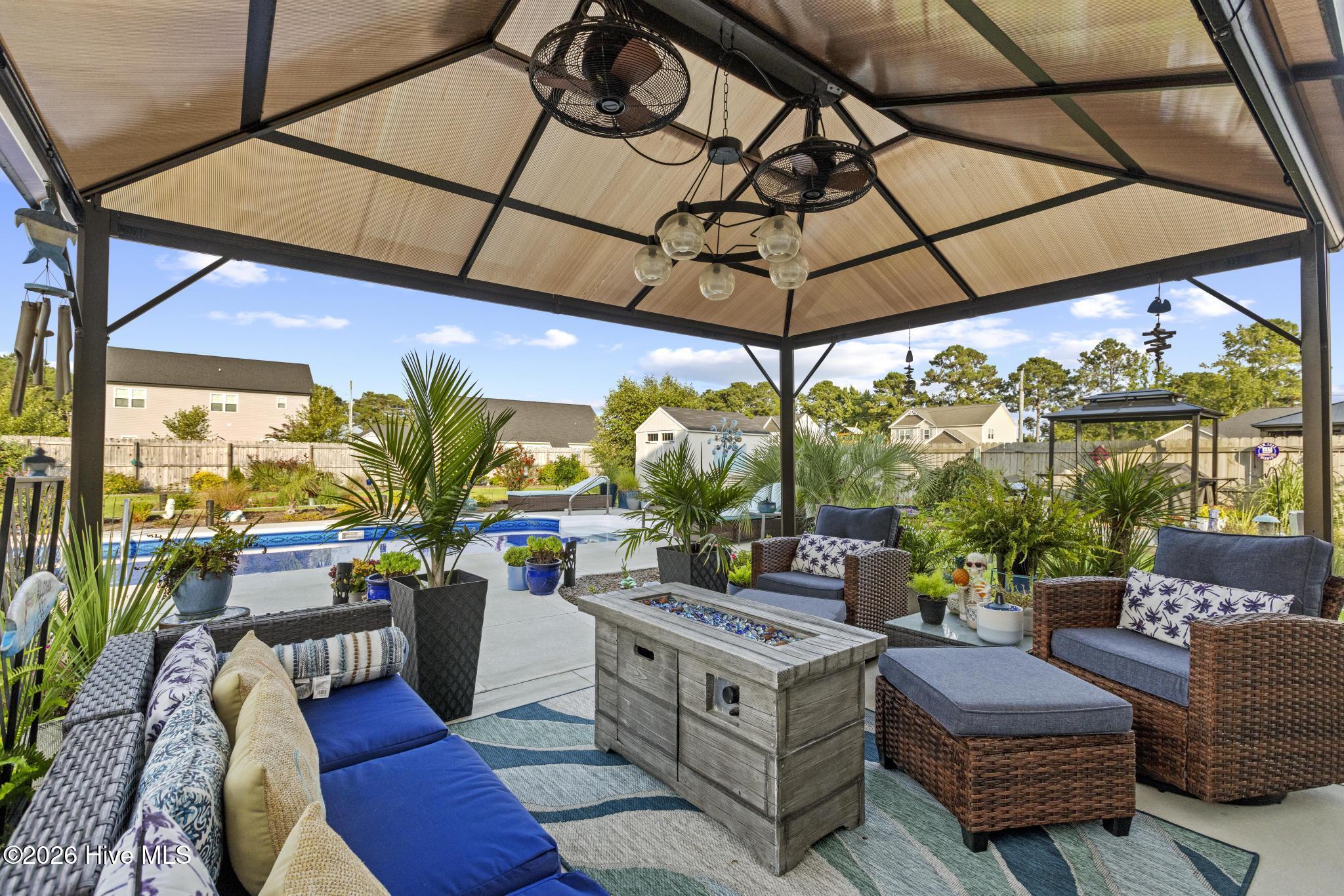 302 Waylon Way,Holly Ridge
