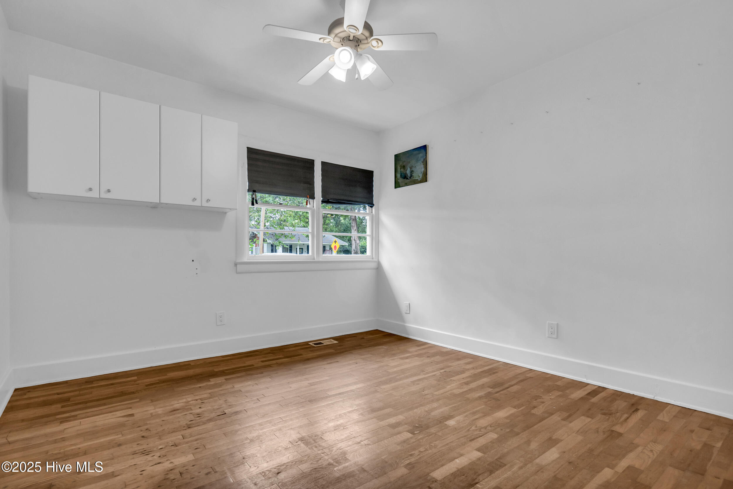 100527112 | Photo 14