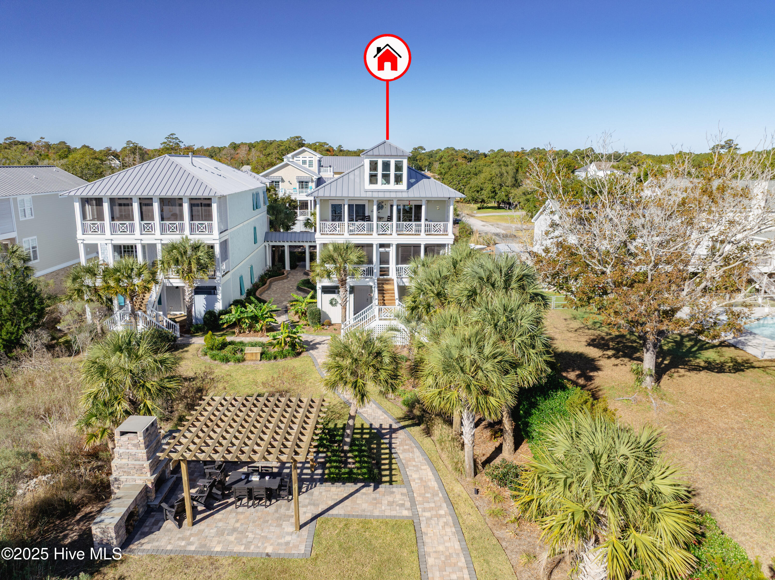 100541249 | Photo 101