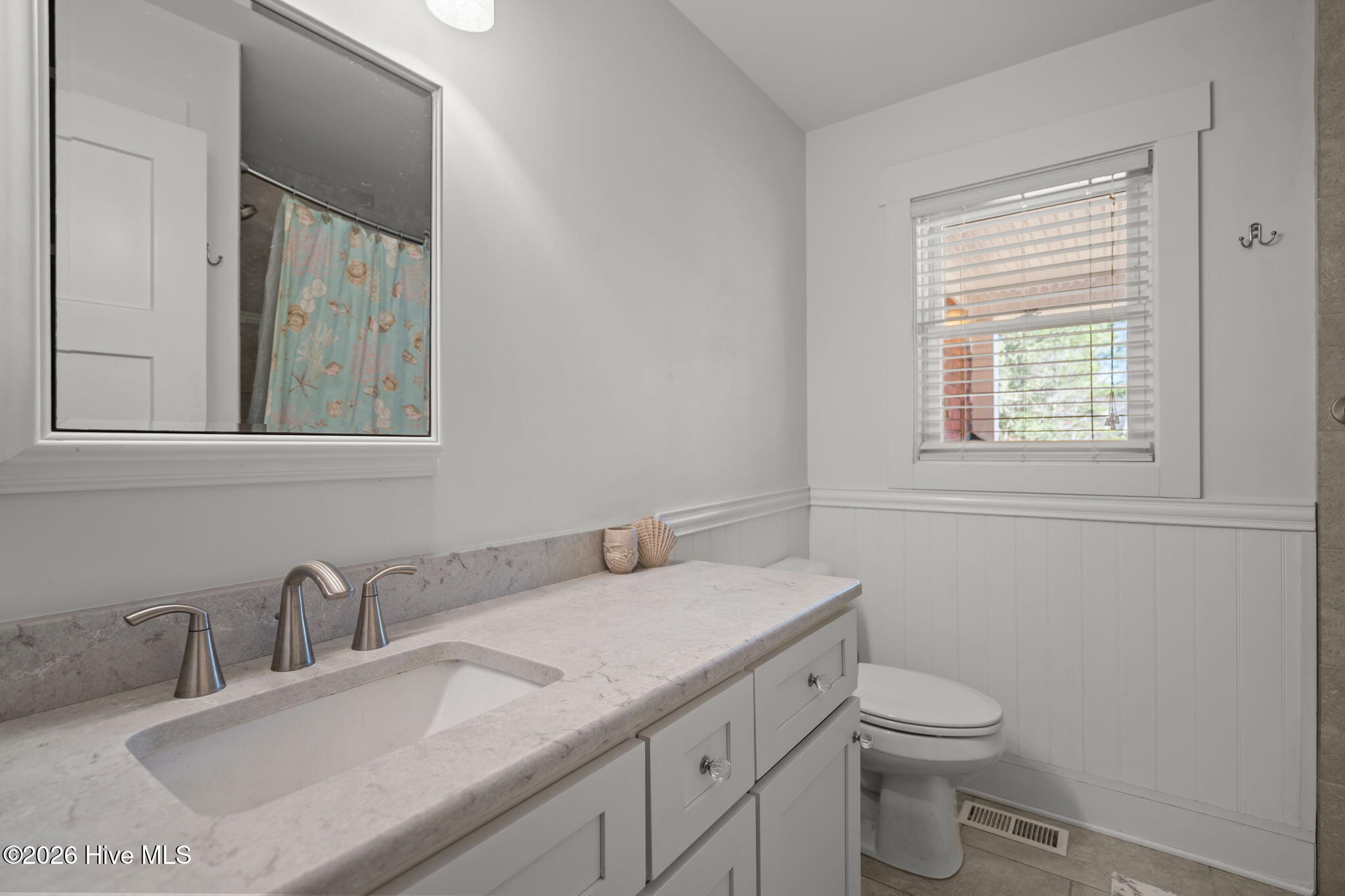 102 Fox Run Drive, Hampstead, NC, 28443