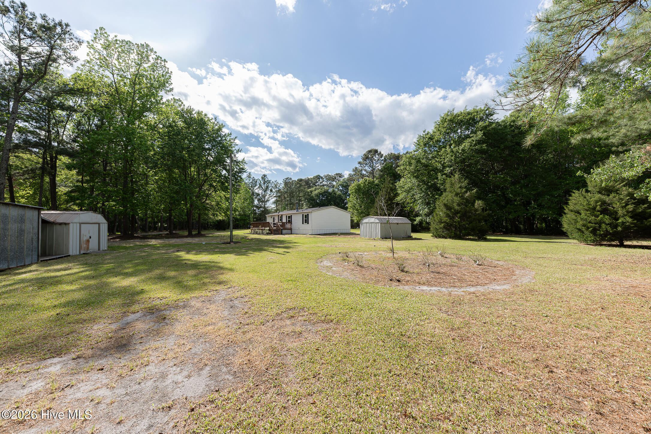 100570278 | Photo 53