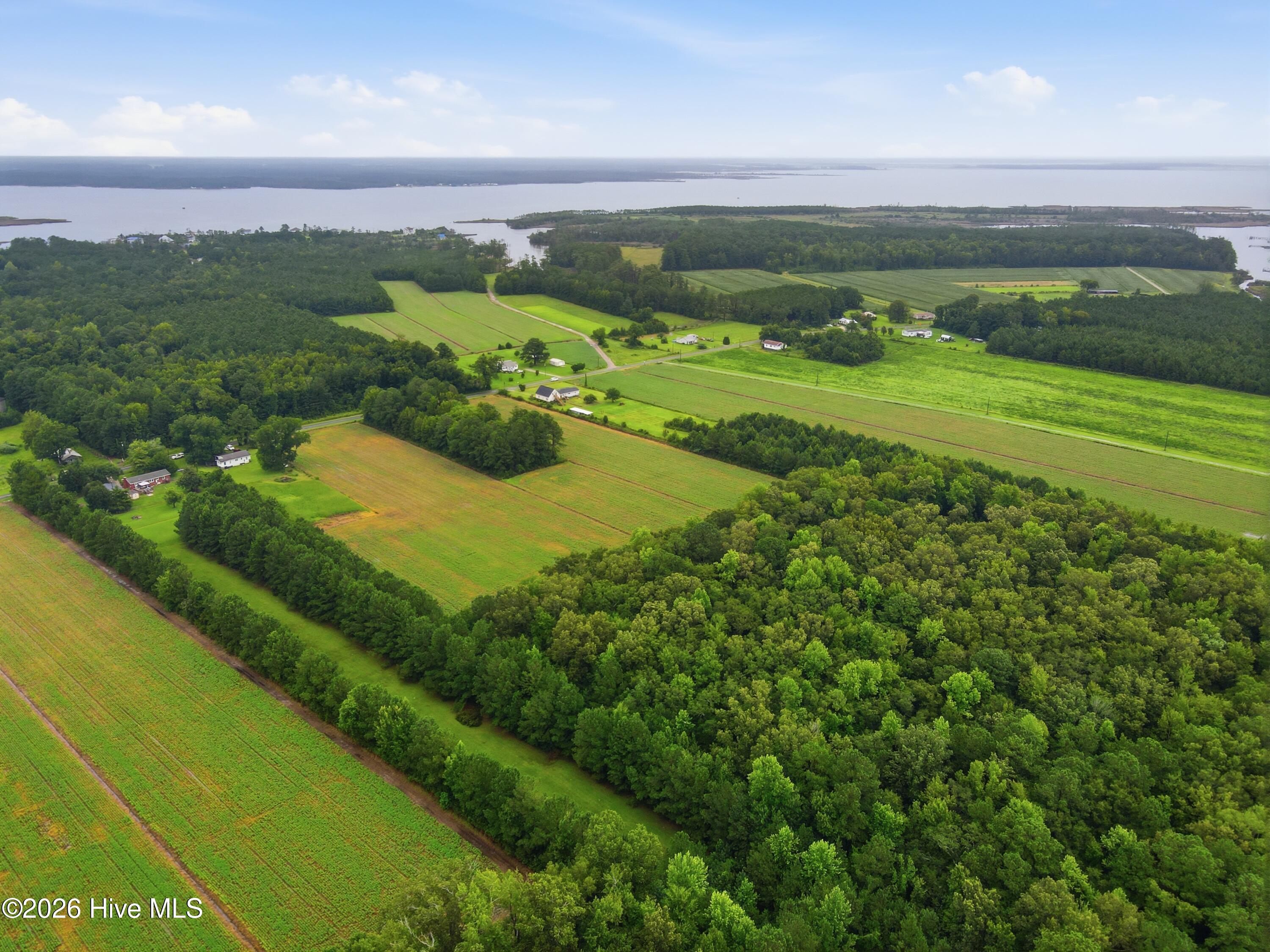 6634 Florence Road,Merritt