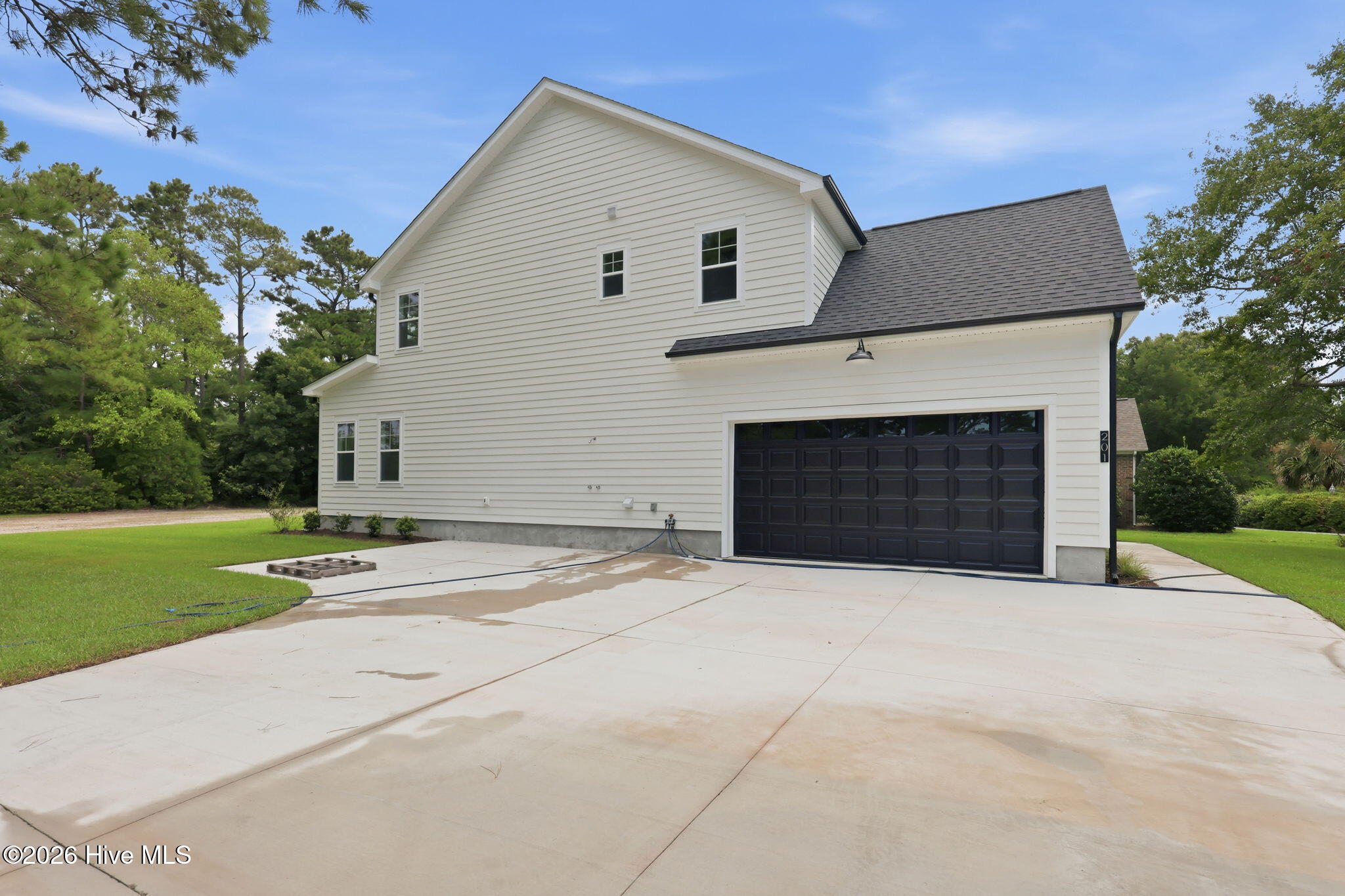 201 Silver Creek Landing 