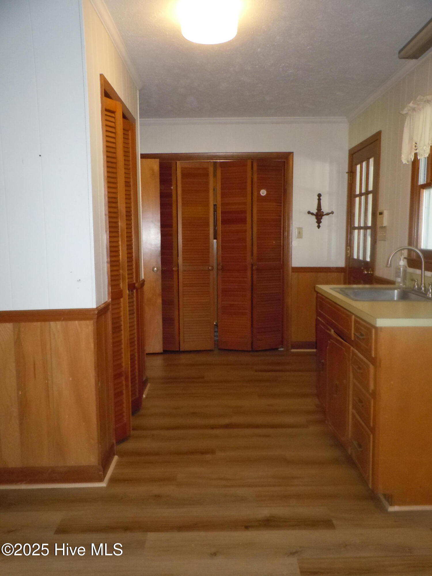 100533053 | Photo 57