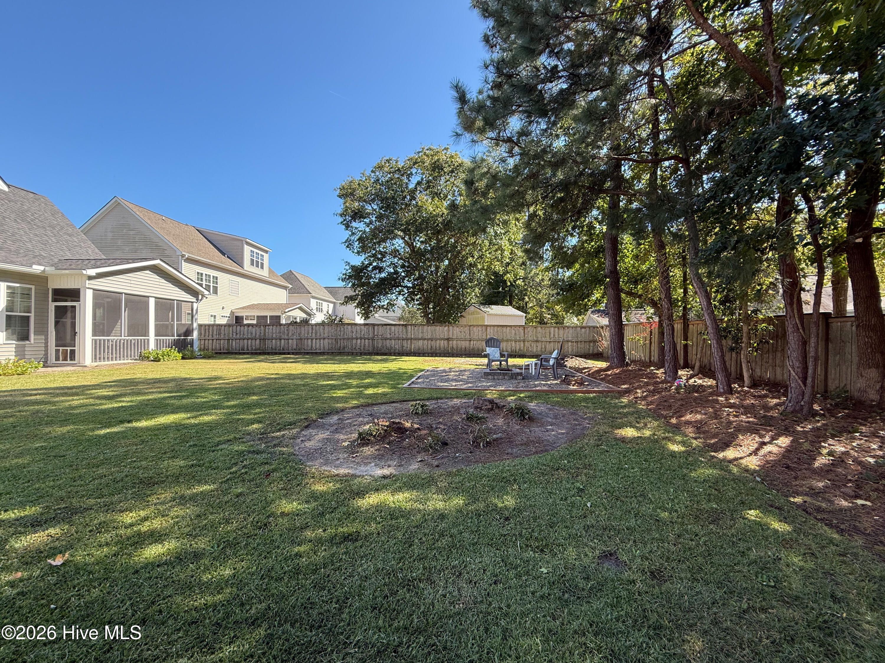 100569259 | Photo 82