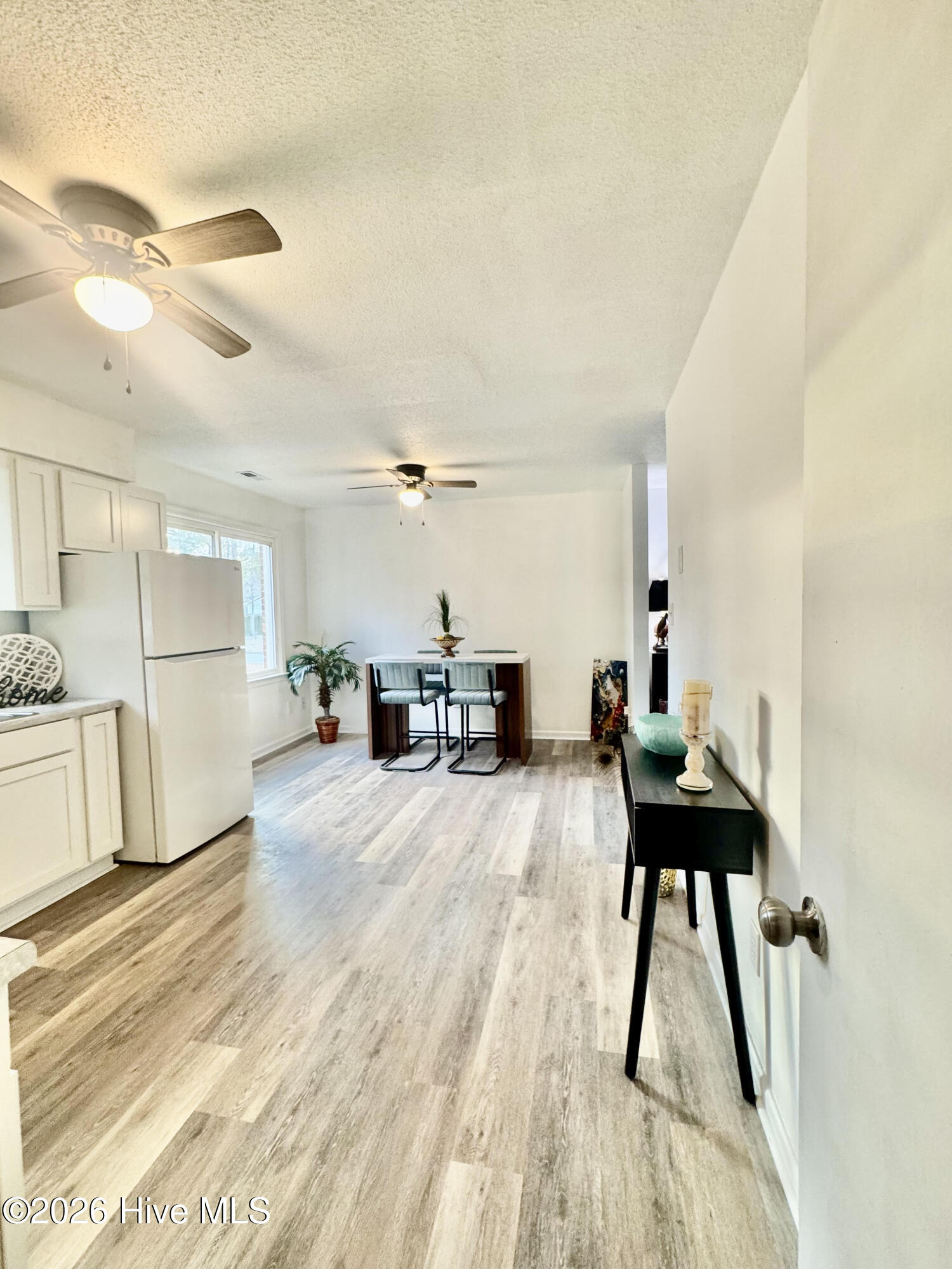 100550362 | Photo 14