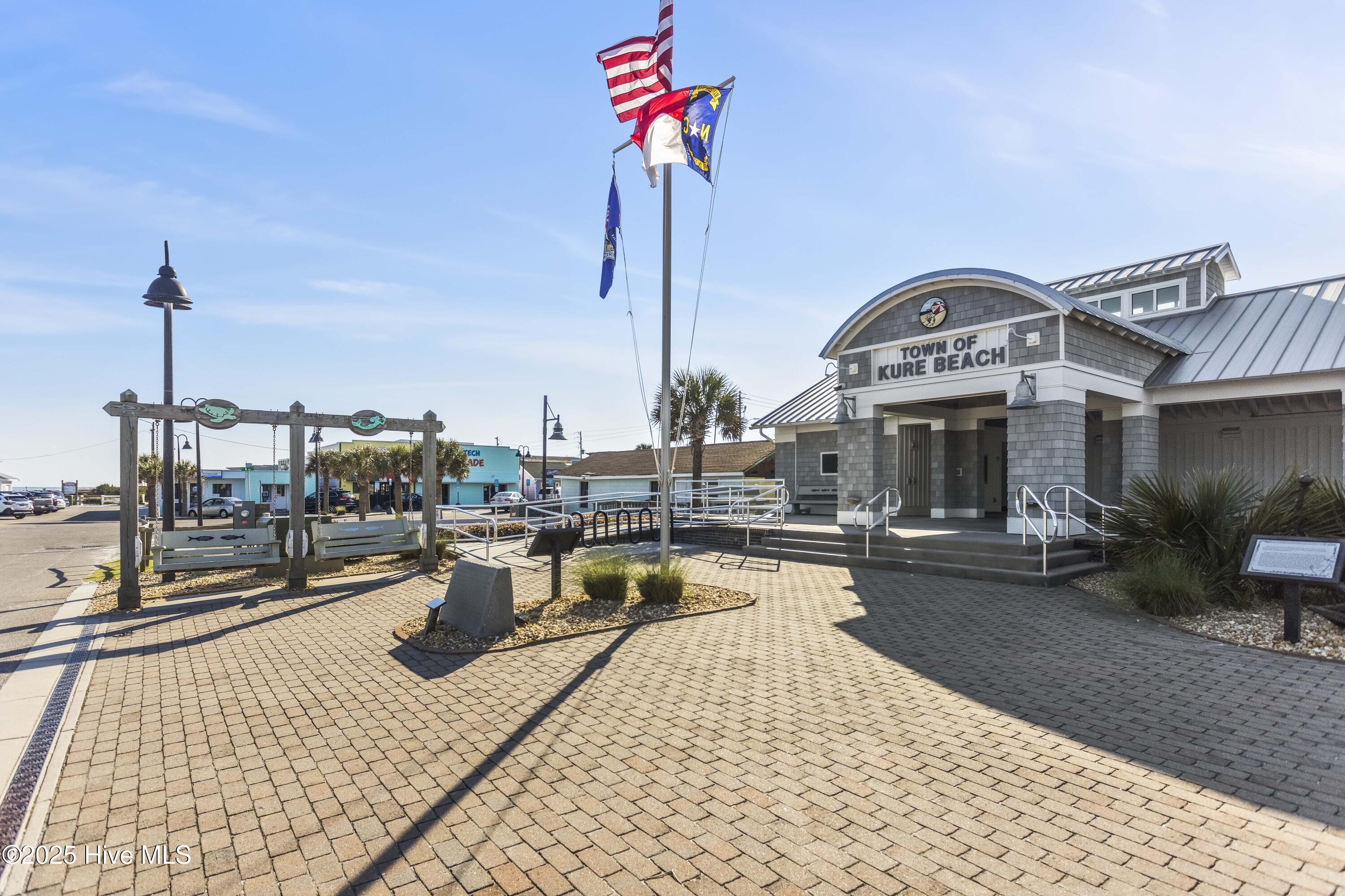 100553290 | Photo 46