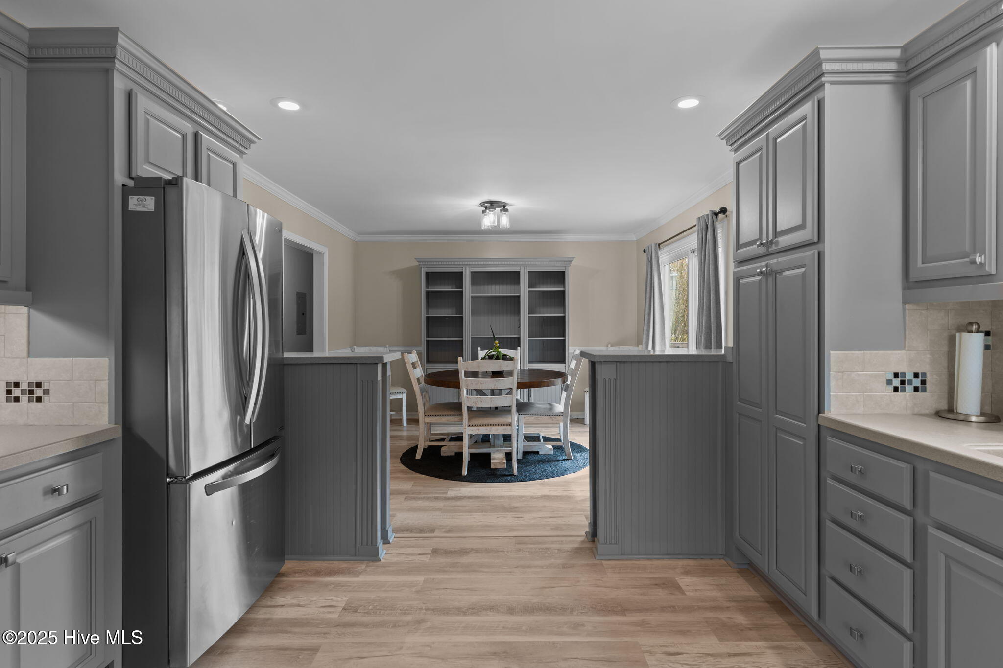 100535279 | Photo 20