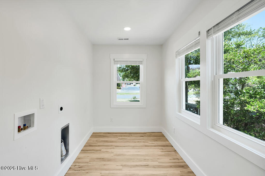 100566148 | Photo 29