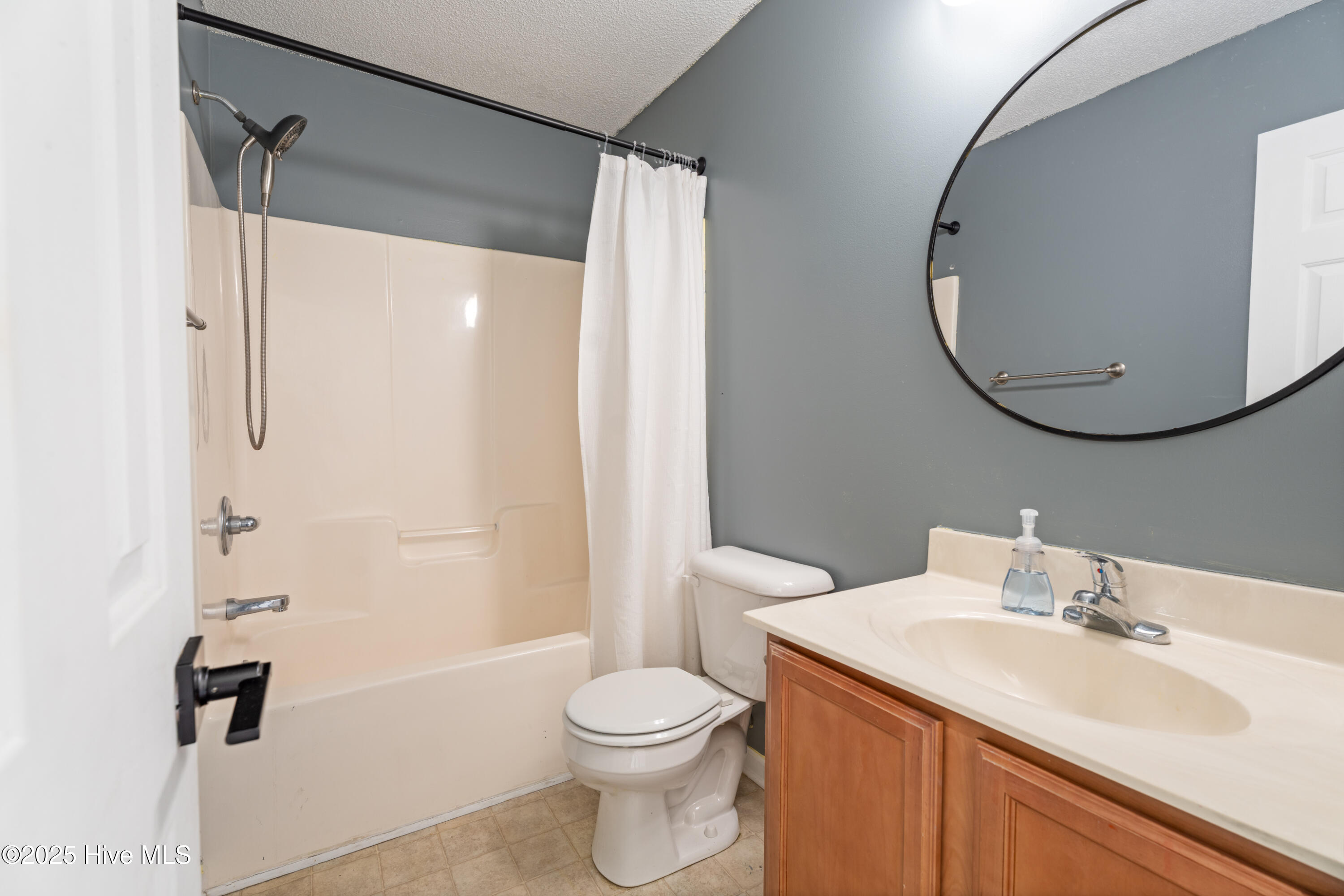 100545536 | Photo 16