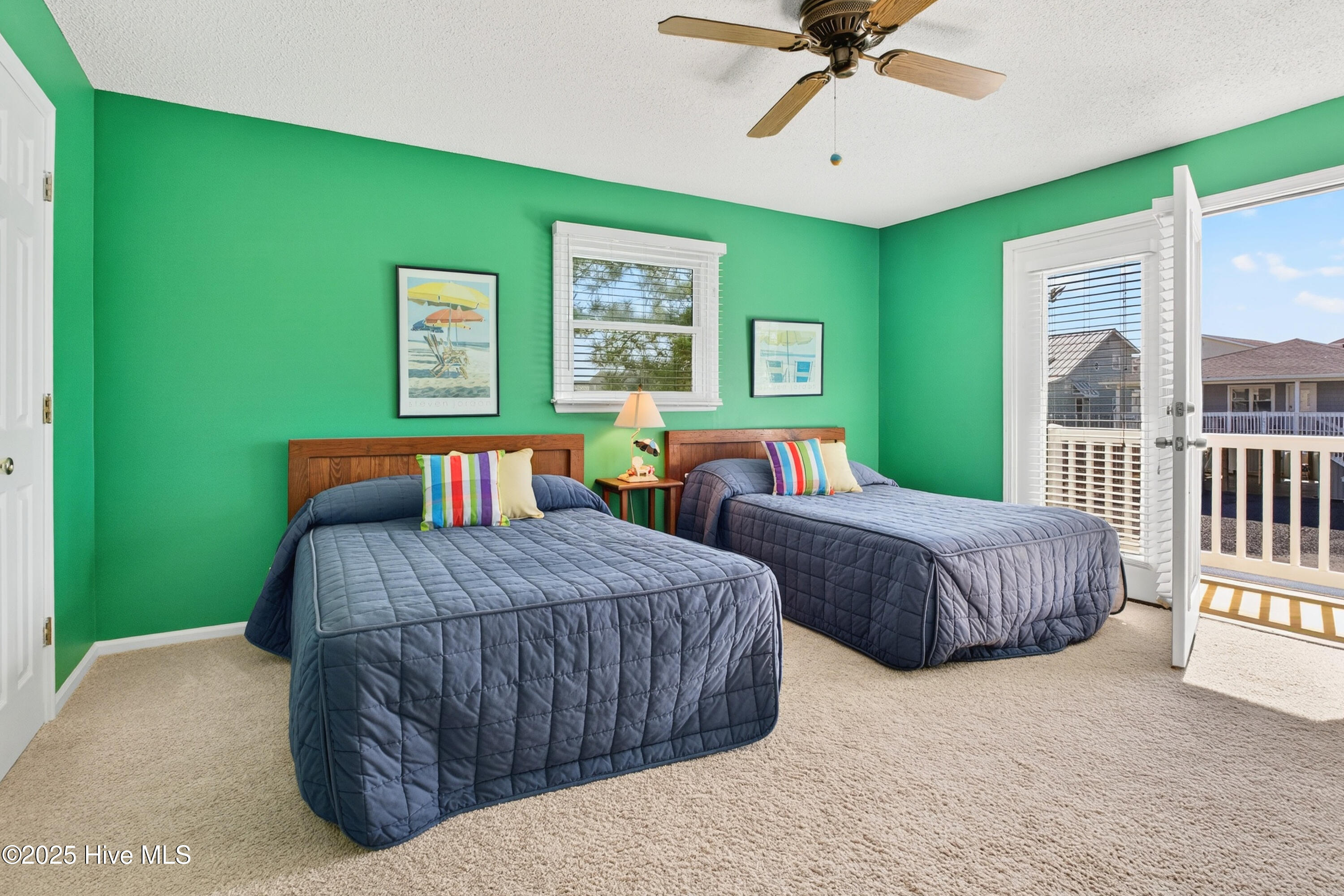 100535057 | Photo 13