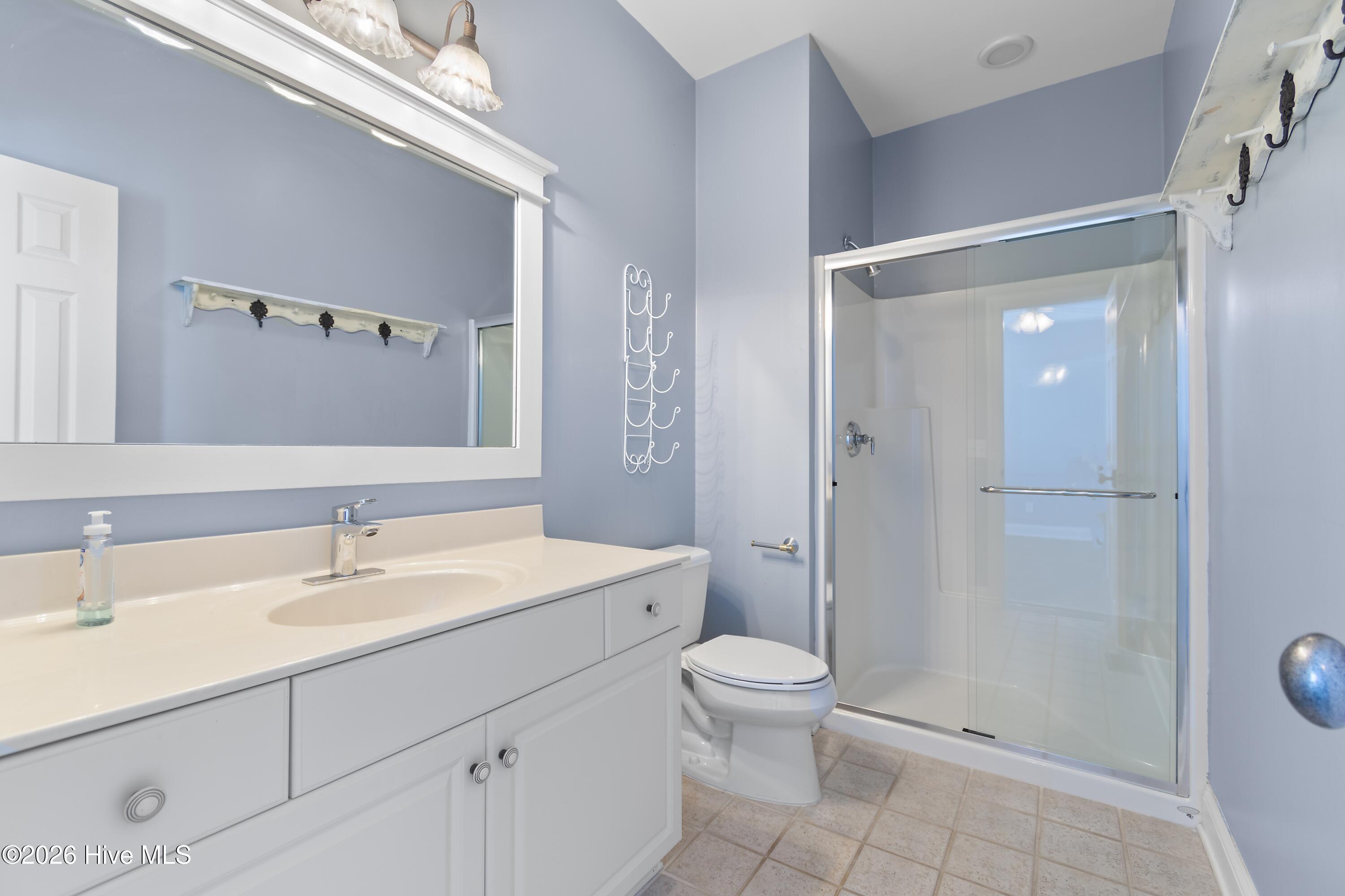 100566574 | Photo 40