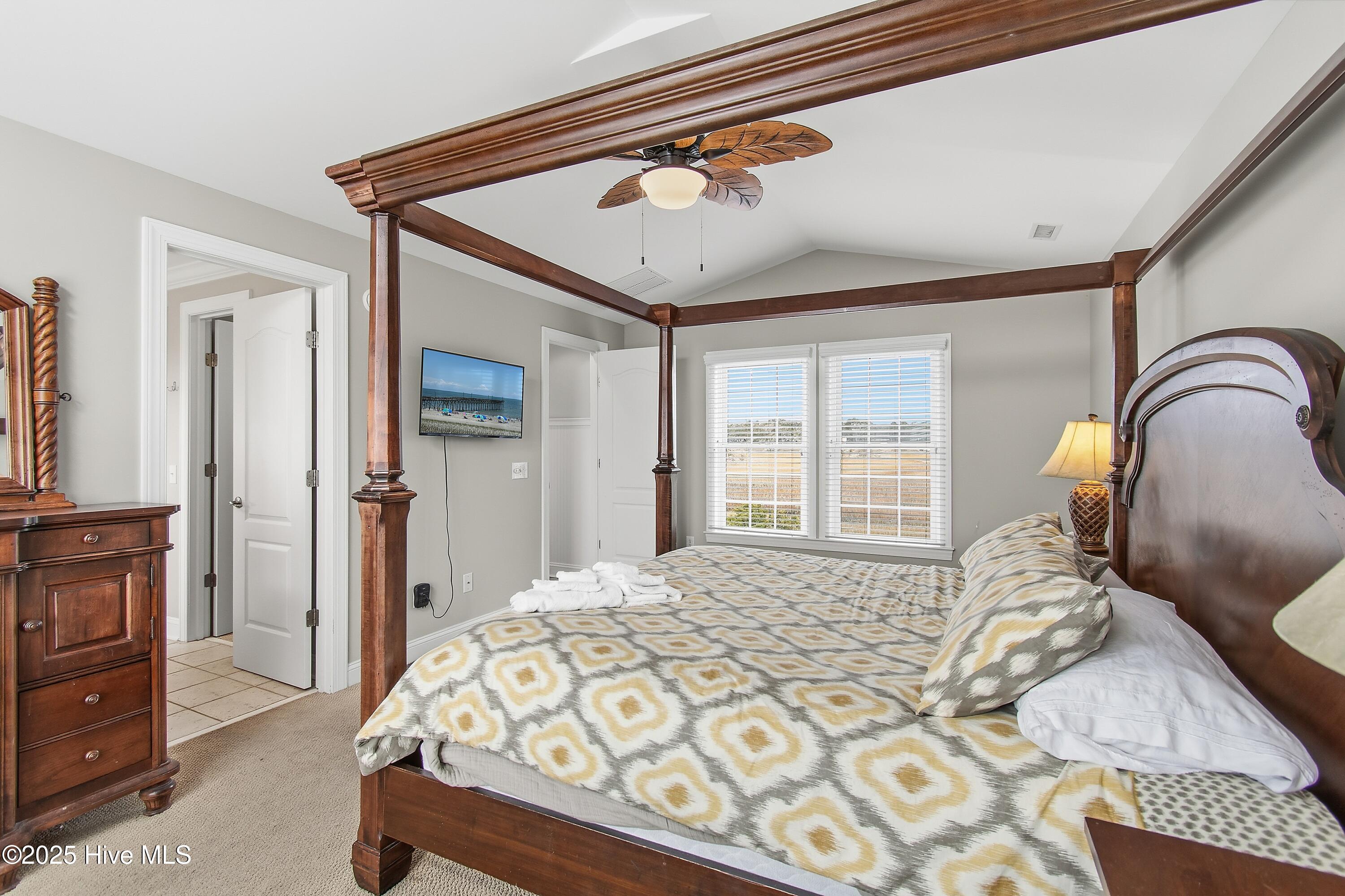 100541969 | Photo 55