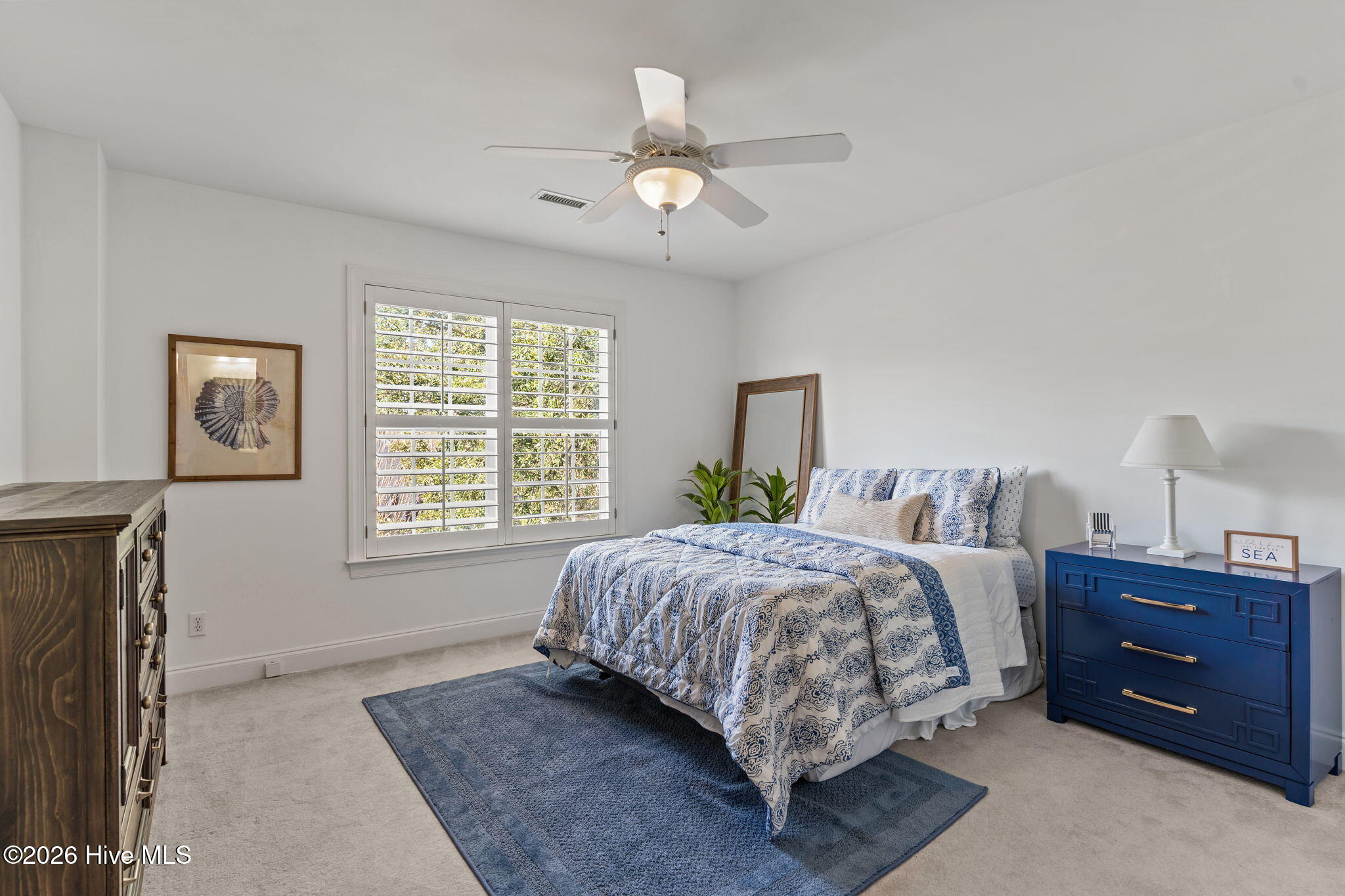 100561697 | Photo 30