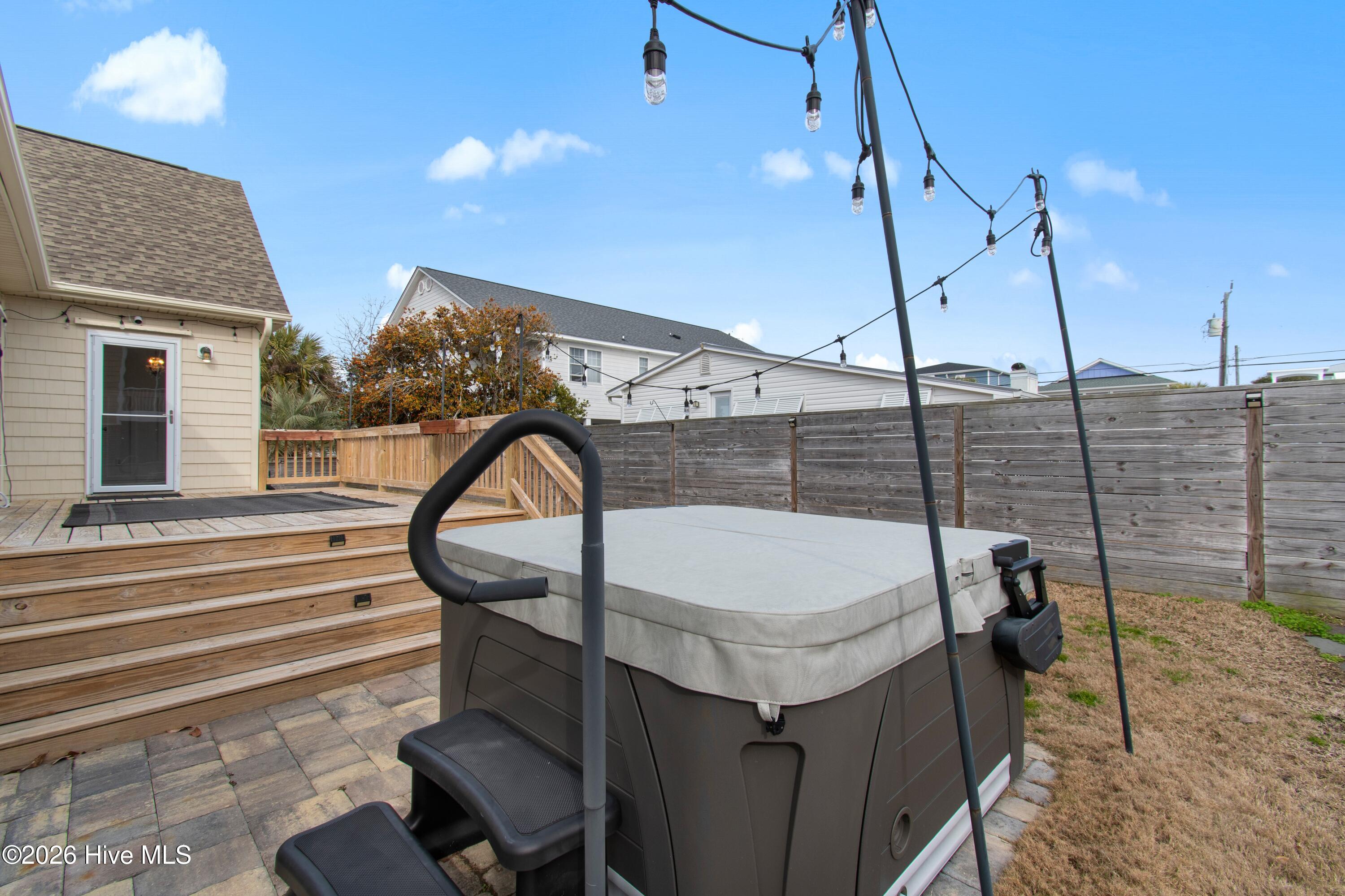 100555536 | Photo 33