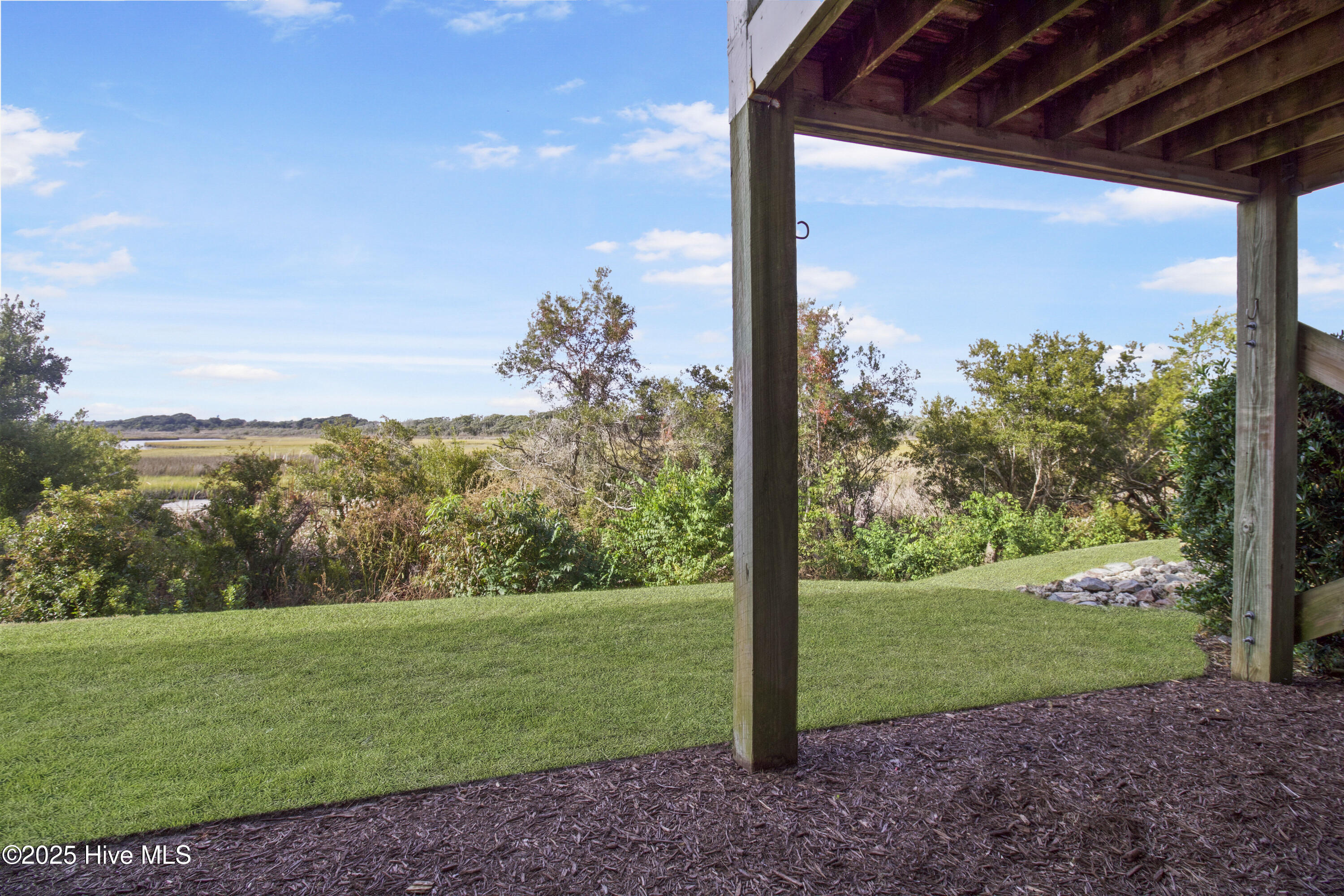 100541594 | Photo 35