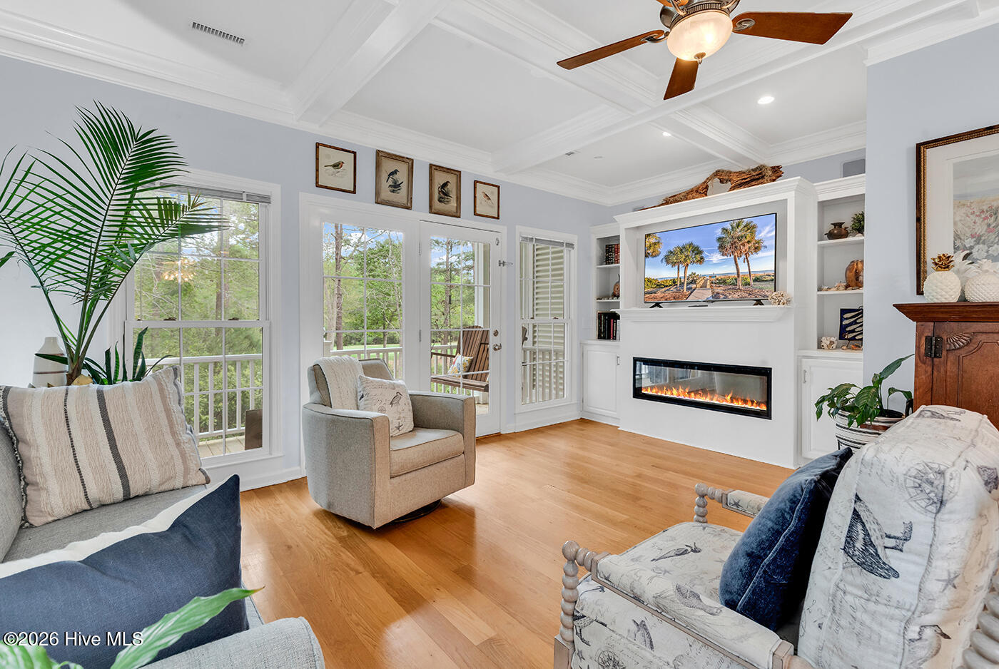 100566110 | Photo 12