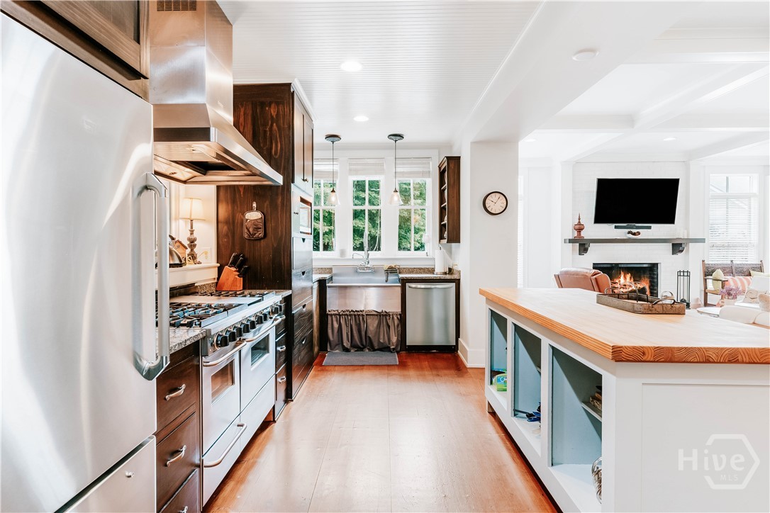 310 Price Avenue