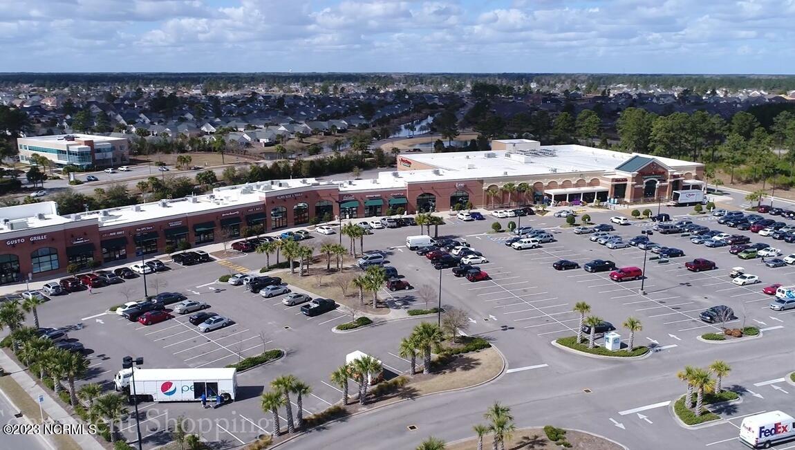 100562456 | Photo 39