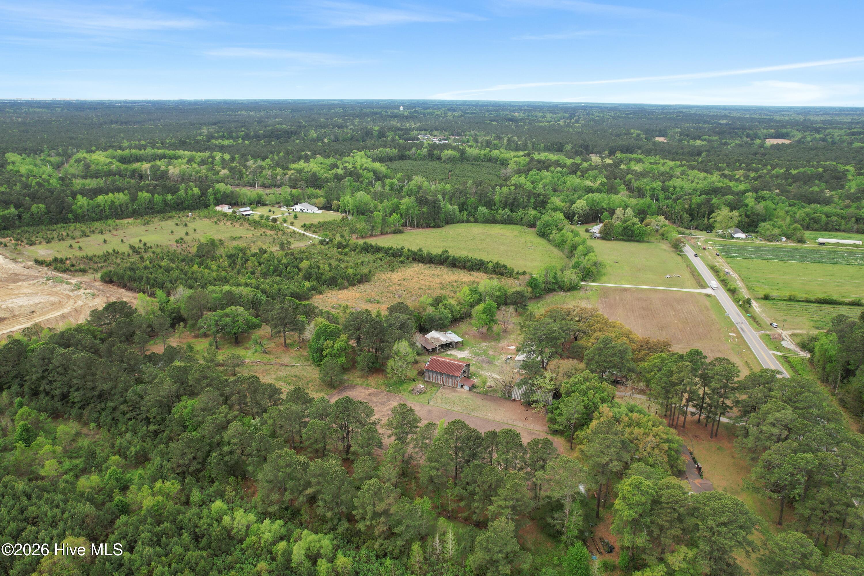 100567923 | Photo 19