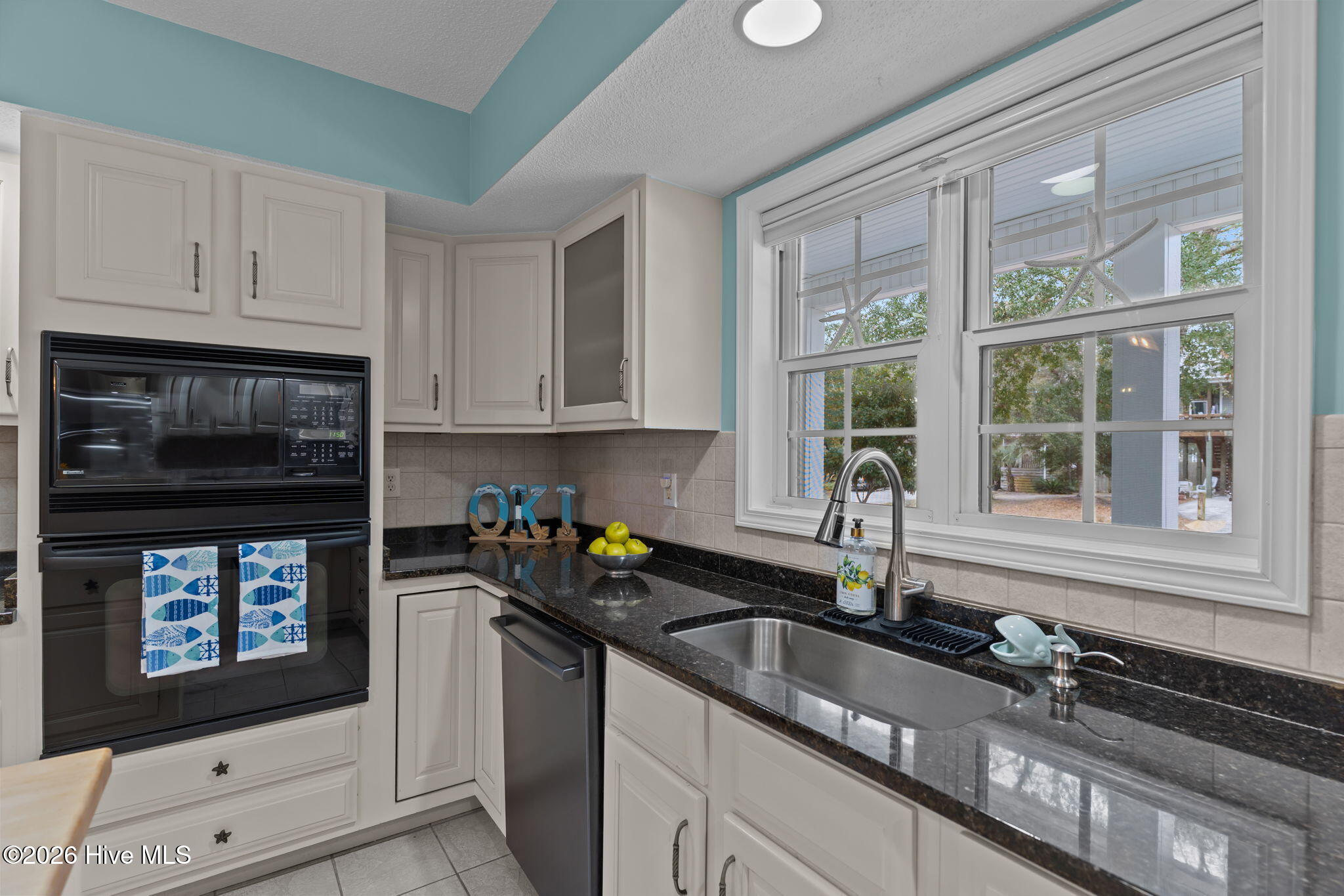 100555796 | Photo 23