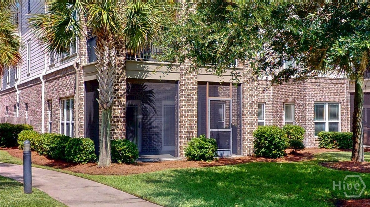  2704 Rear Entrance